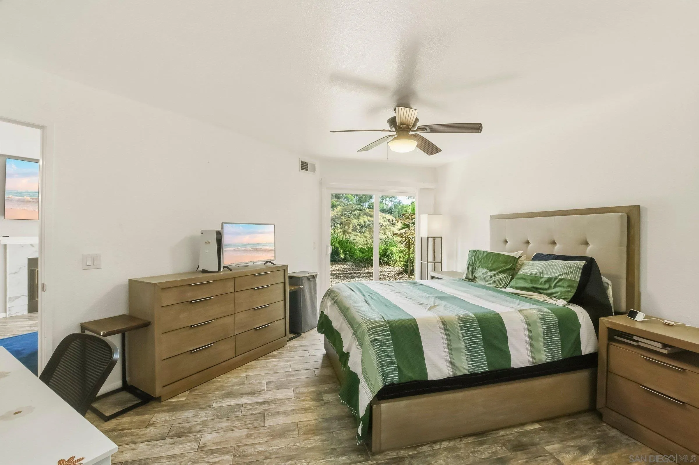 Photo #12: 260013440 Listing: Photo #12