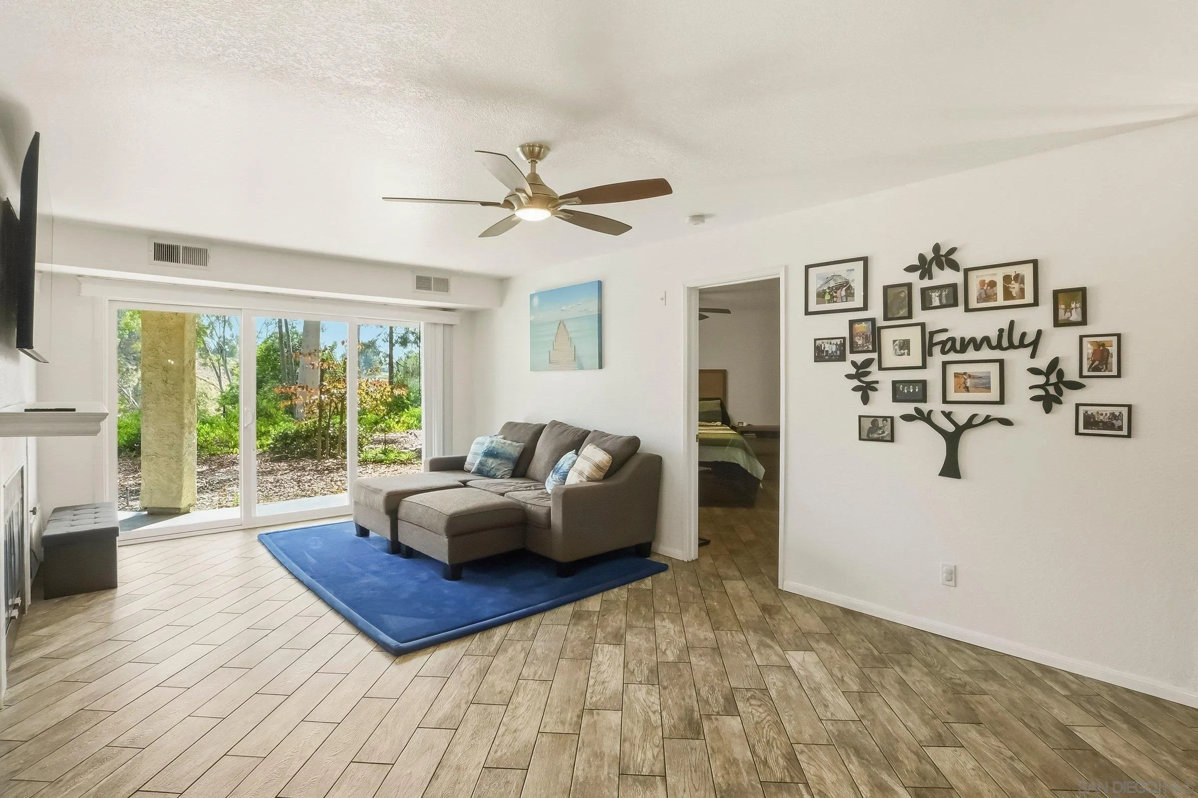 Photo #8: 260013440 Listing: Photo #8