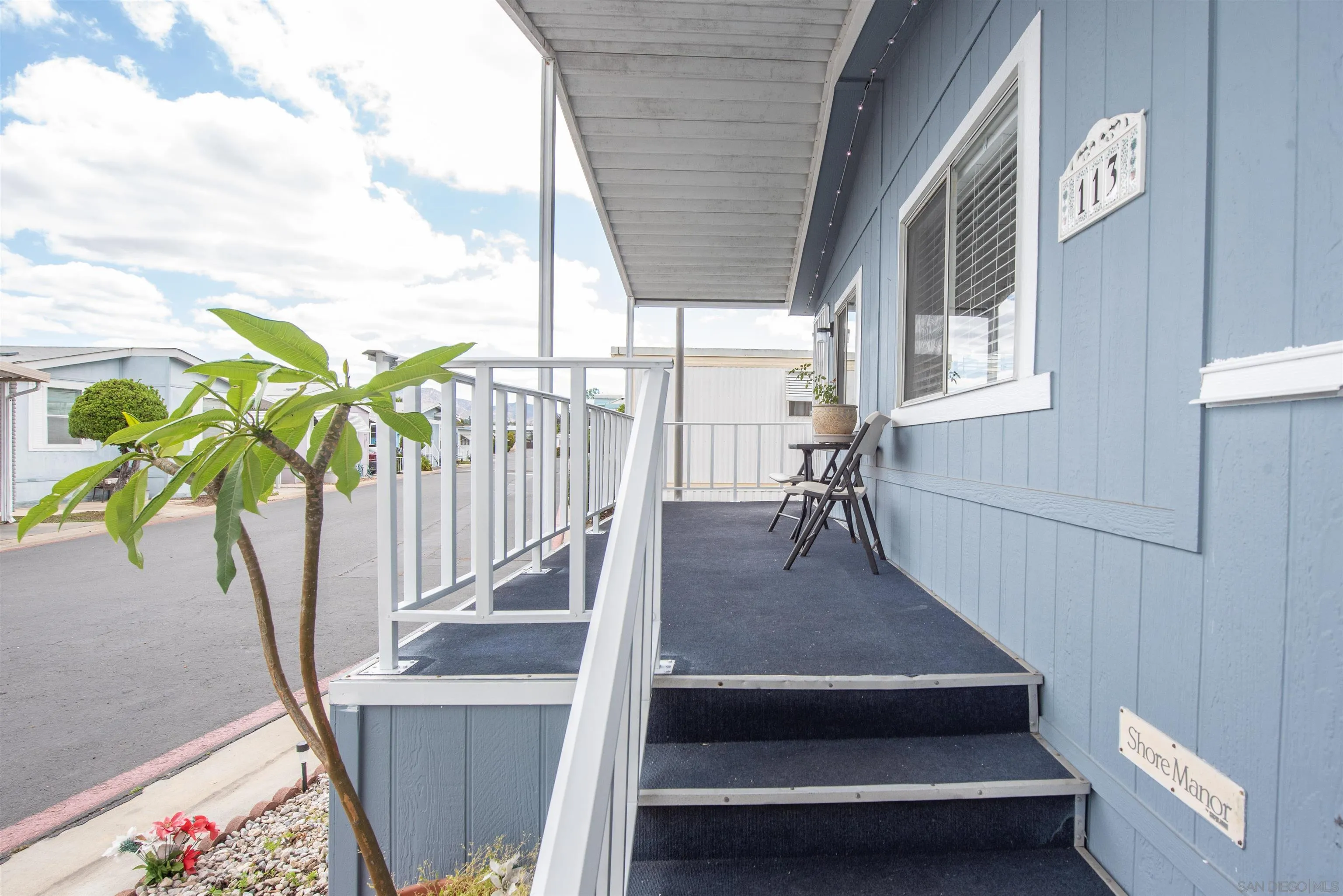 https://cdn.realtyfeed.com/cdn/127/260013445/f81429691cb42ec799119b50aeff867c.webp