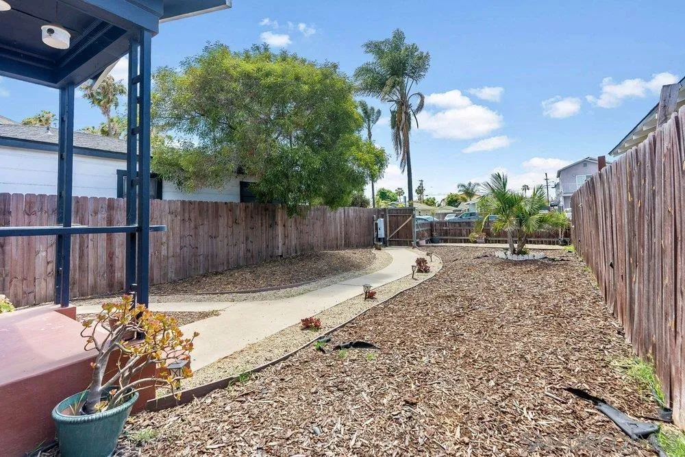 https://cdn.realtyfeed.com/cdn/127/260013449/27fa701608da8f1fe62316ee7ef0070c.webp