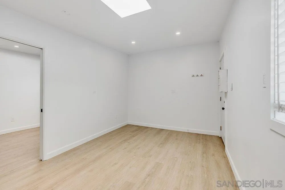 https://cdn.realtyfeed.com/cdn/127/260013449/314f41aebfbdf4f121fa1388db1ba25b.webp