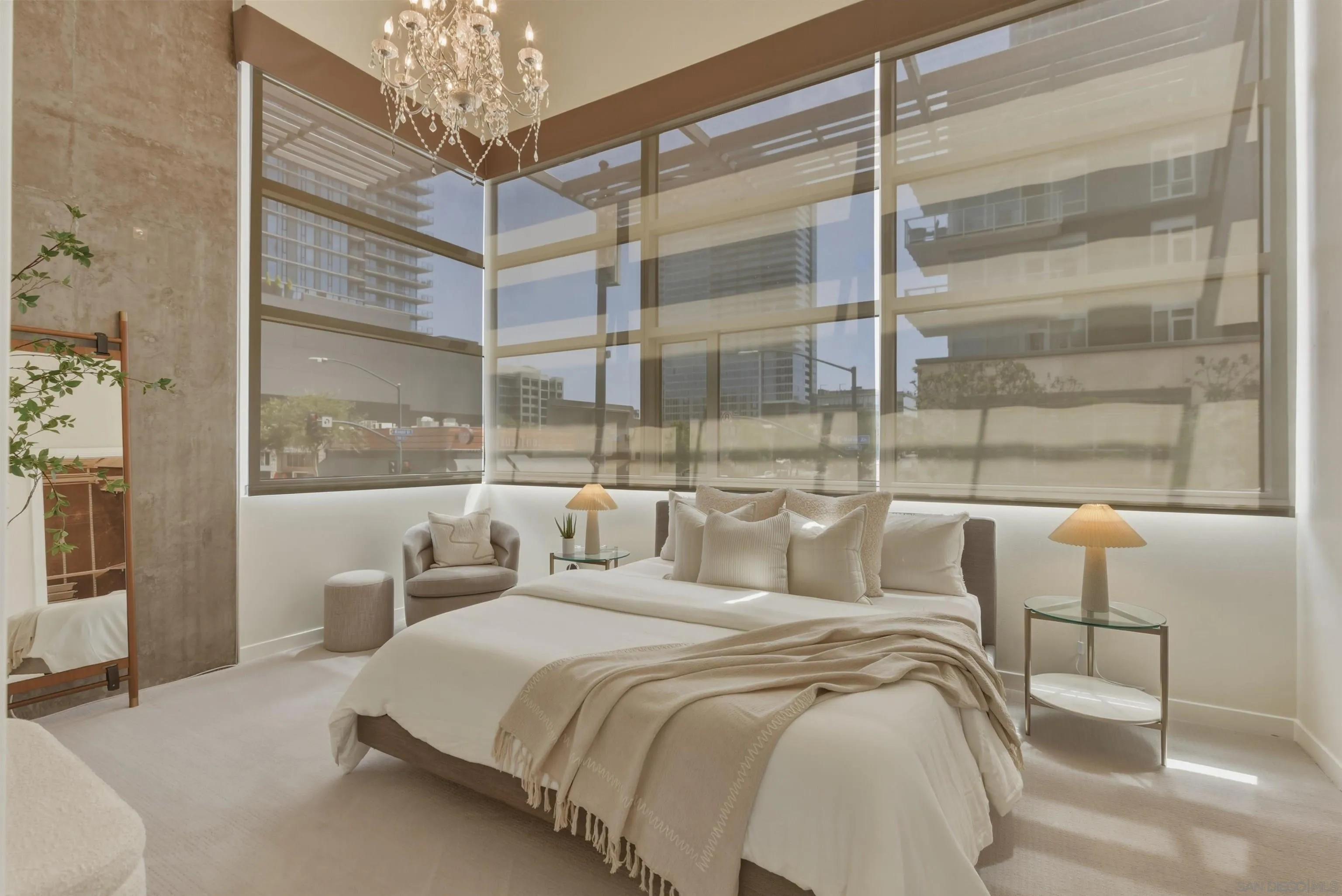 Photo #1: 260013452 Listing: Photo #1