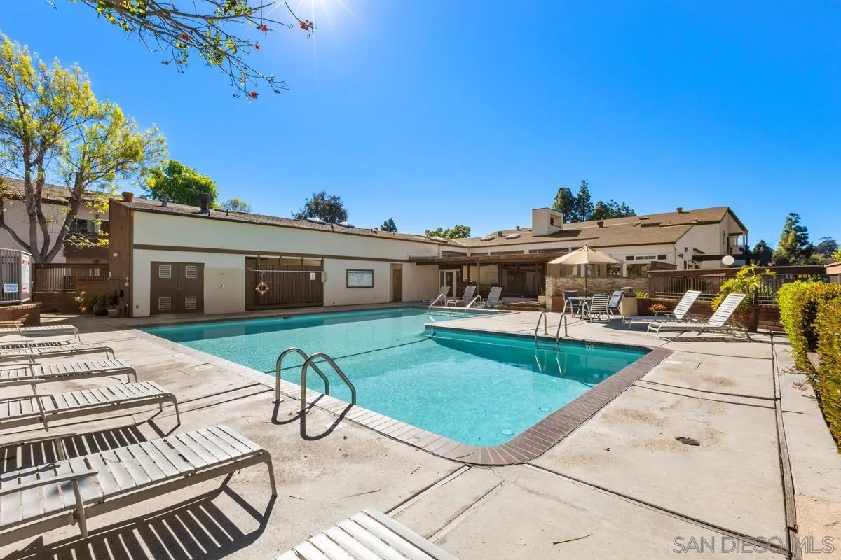 Photo #23: 260013453 Listing: Photo #23