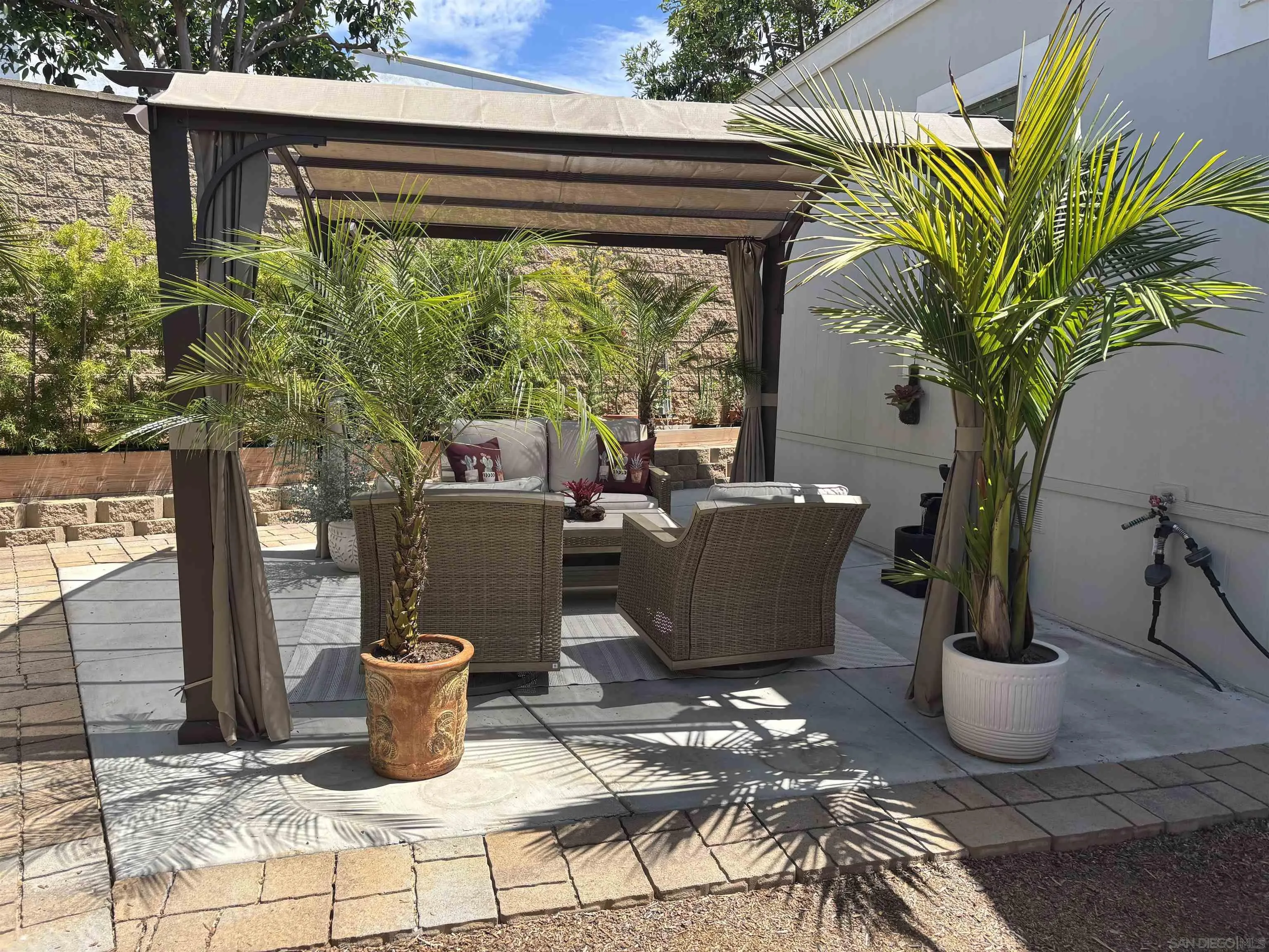 https://cdn.realtyfeed.com/cdn/127/260013454/9803642ba15c638cb992757e86eb6383.webp