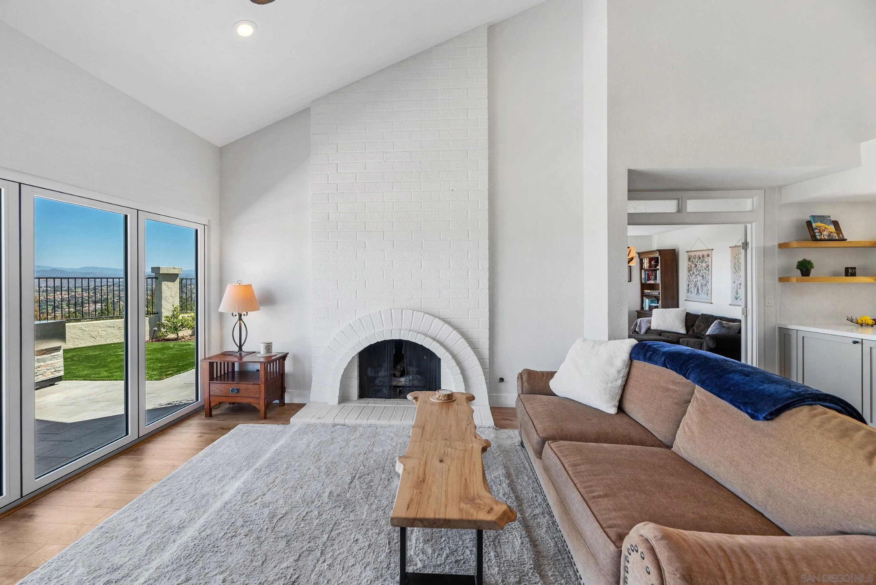 https://cdn.realtyfeed.com/cdn/127/260013455/3baba8435a79a0b0b37796834990649c.webp