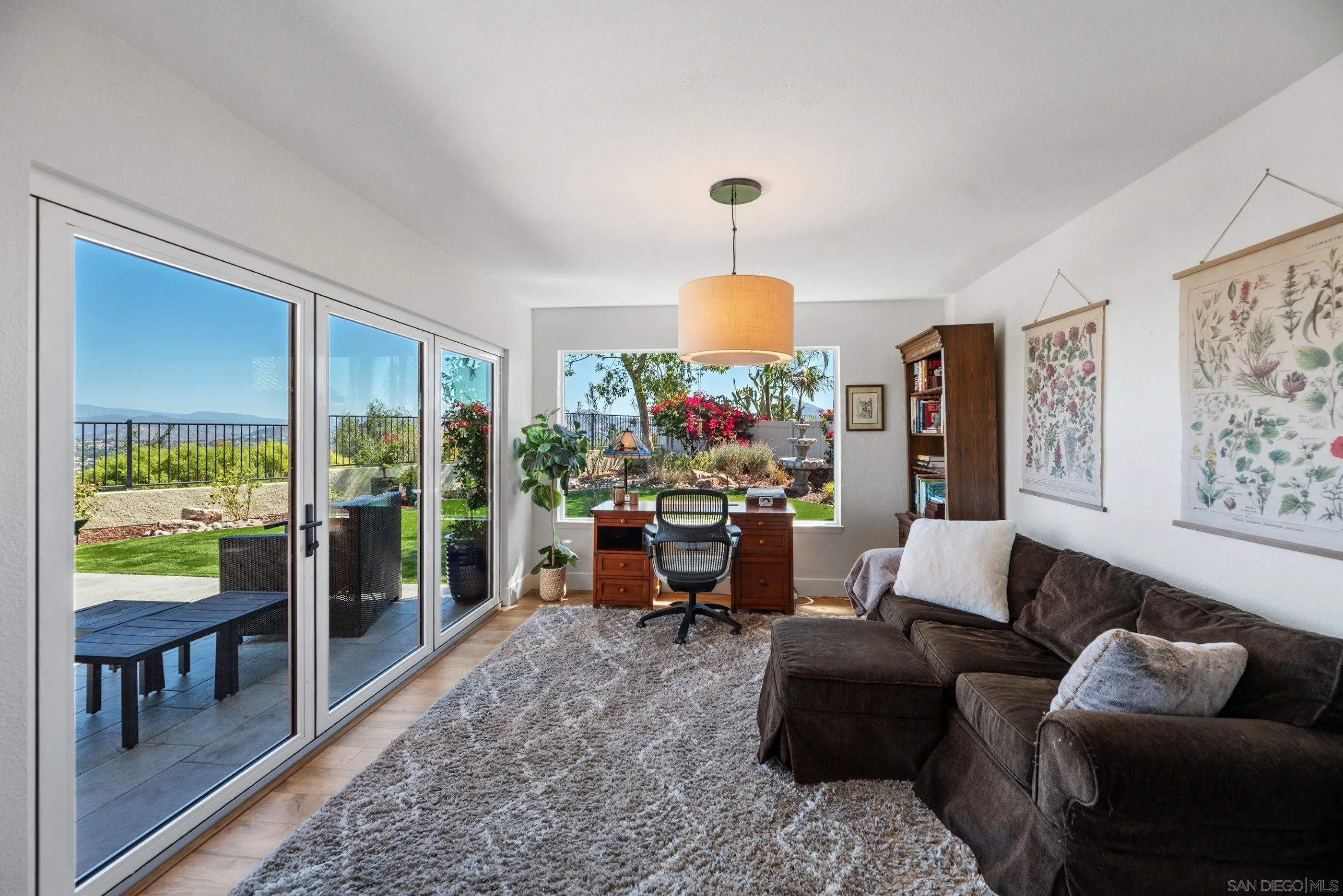 https://cdn.realtyfeed.com/cdn/127/260013455/78381ca632965a625084ad9611fa99ae.webp