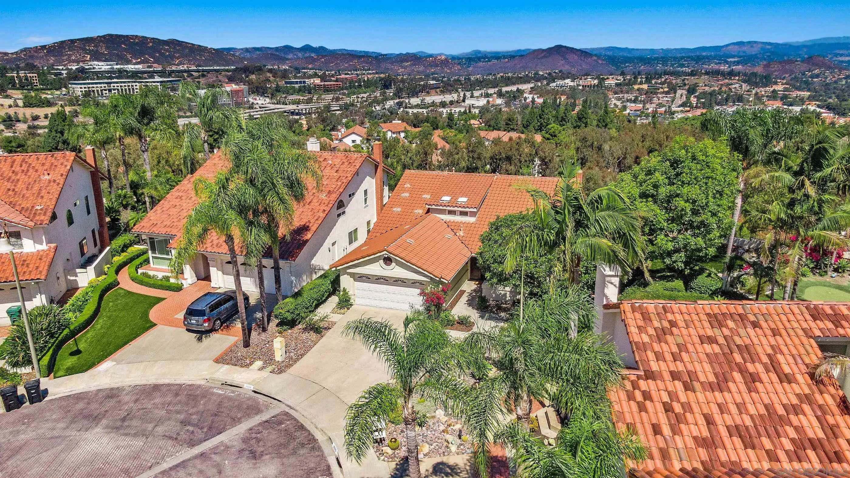 https://cdn.realtyfeed.com/cdn/127/260013455/83ab60eb6bc33cb0b0cf93cfdc0b0f93.webp