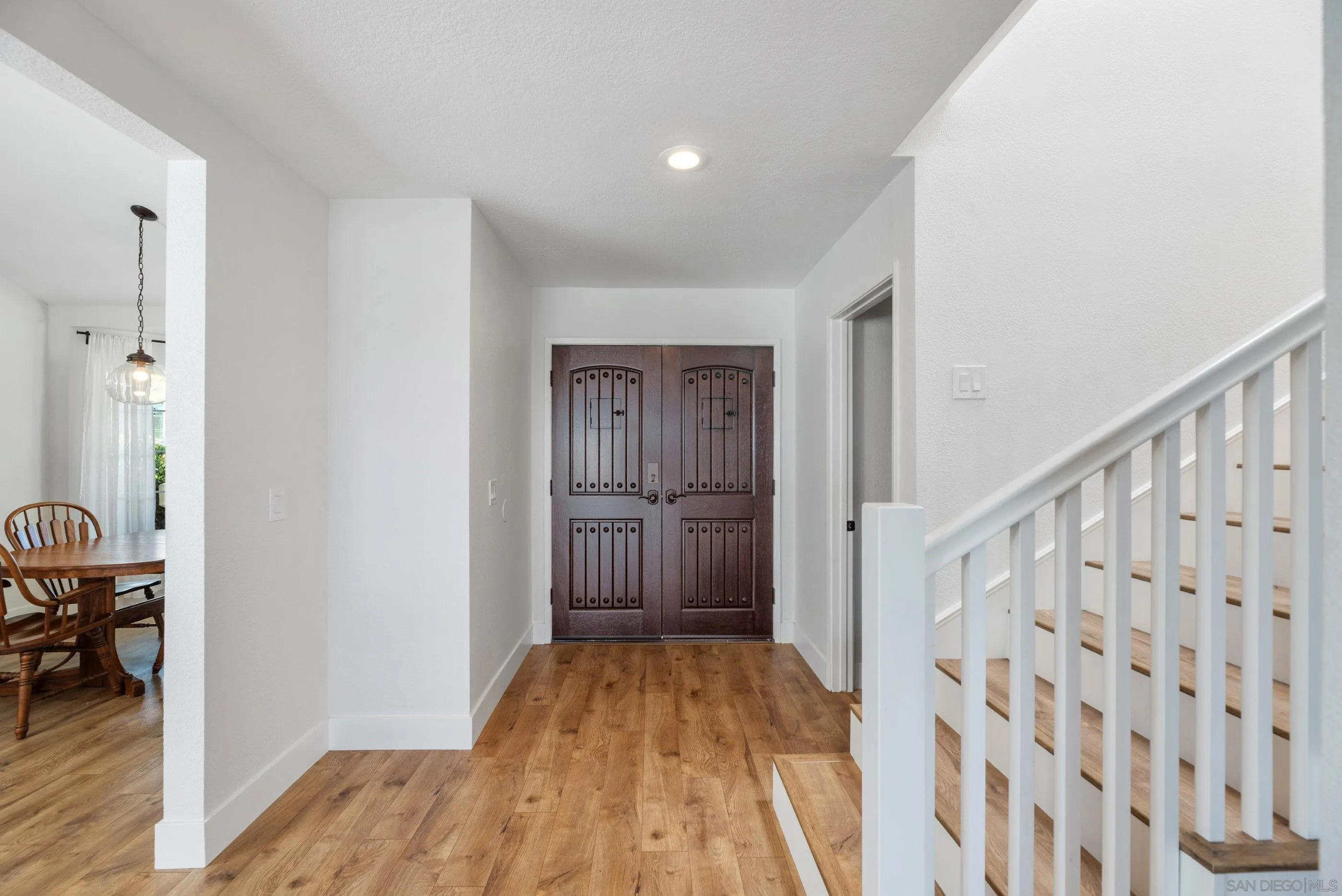 https://cdn.realtyfeed.com/cdn/127/260013455/89a8bd79d6370aa3938e9138d89da65f.webp