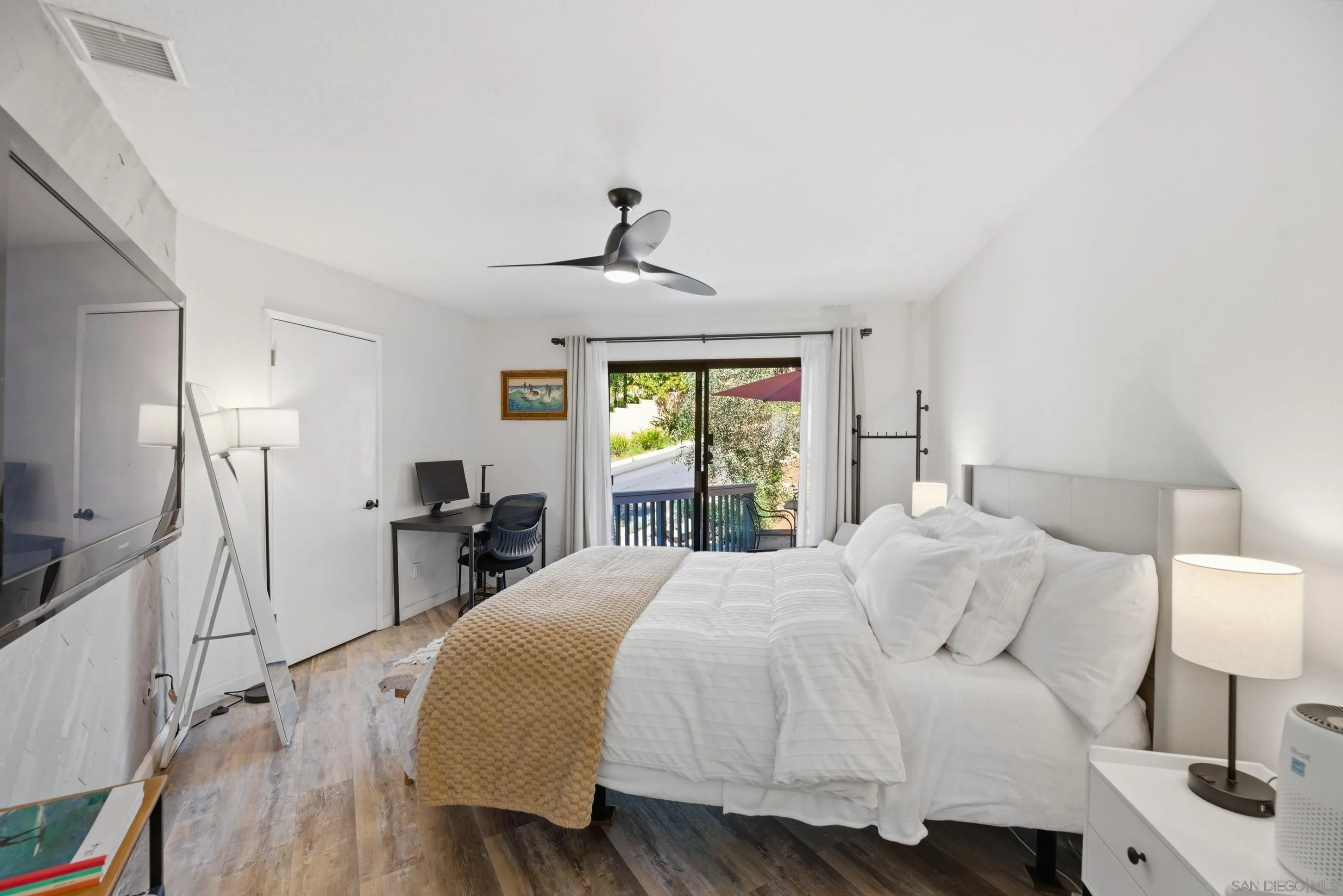 https://cdn.realtyfeed.com/cdn/127/260013457/54d7a01dc9aae2e86e991f32ccda7518.webp