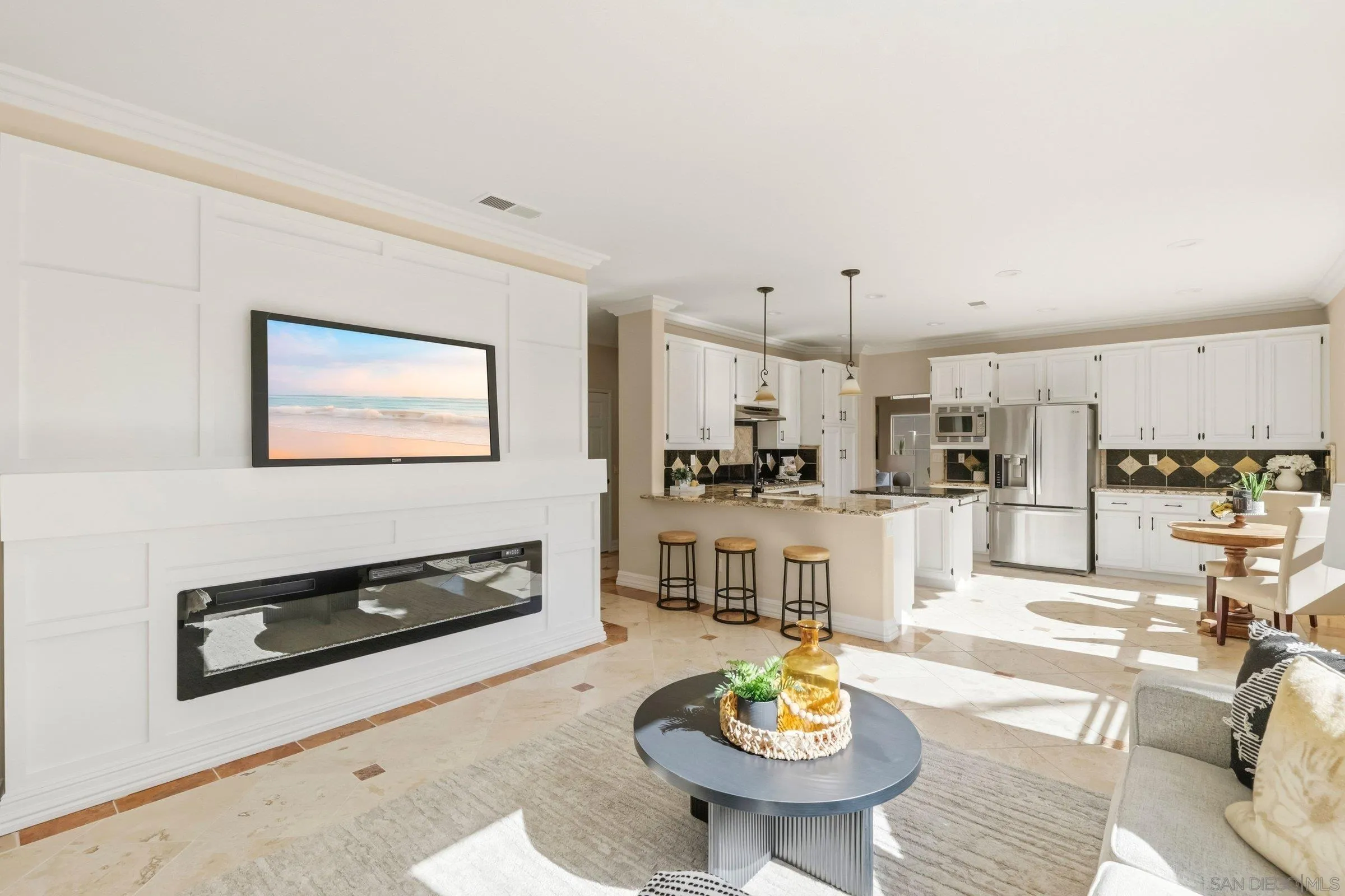 https://cdn.realtyfeed.com/cdn/127/260013458/b8280125dd5b6fe33b6242d491e1a150.webp