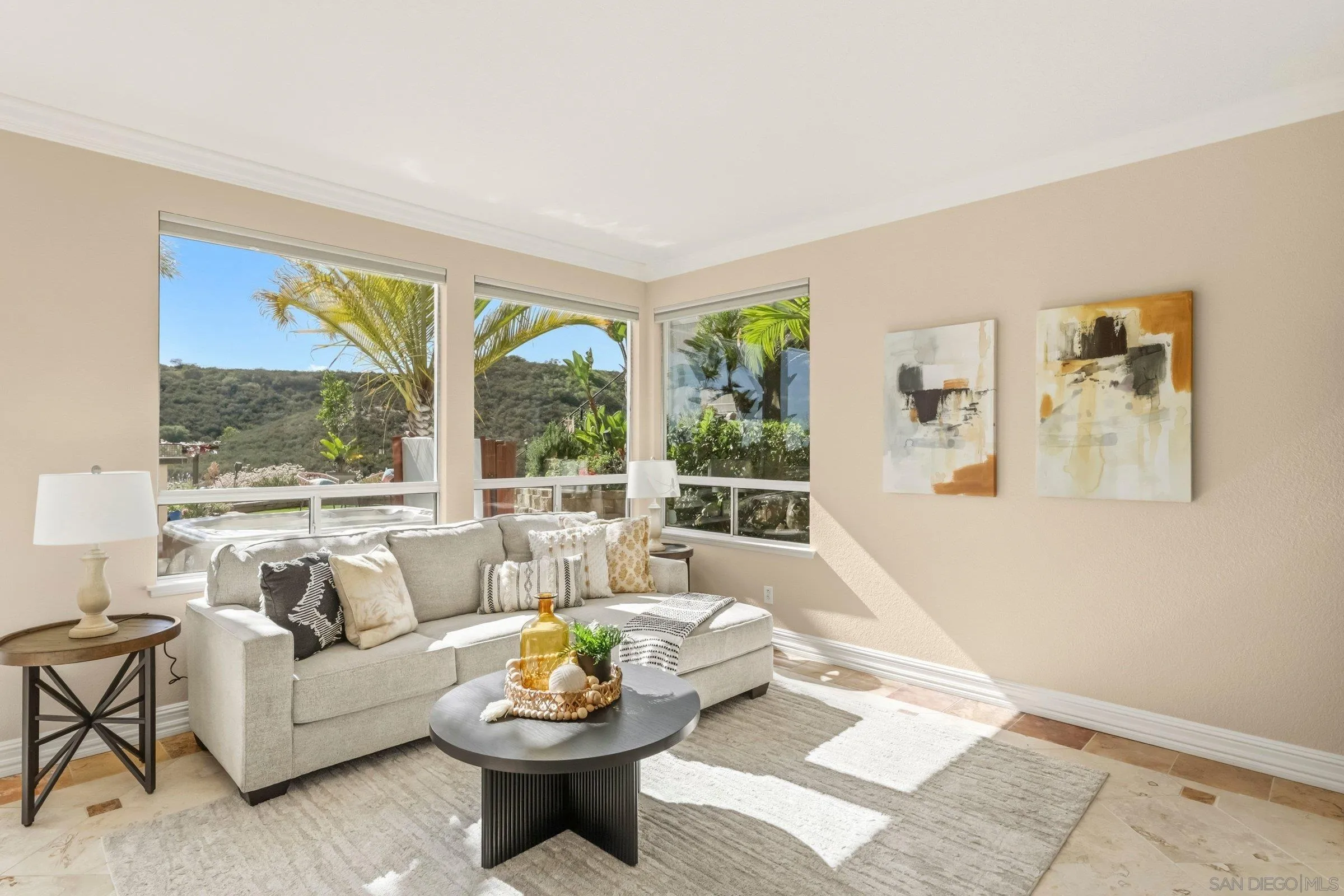 https://cdn.realtyfeed.com/cdn/127/260013458/cf1cab608ff302912eef7d4f90d10040.webp