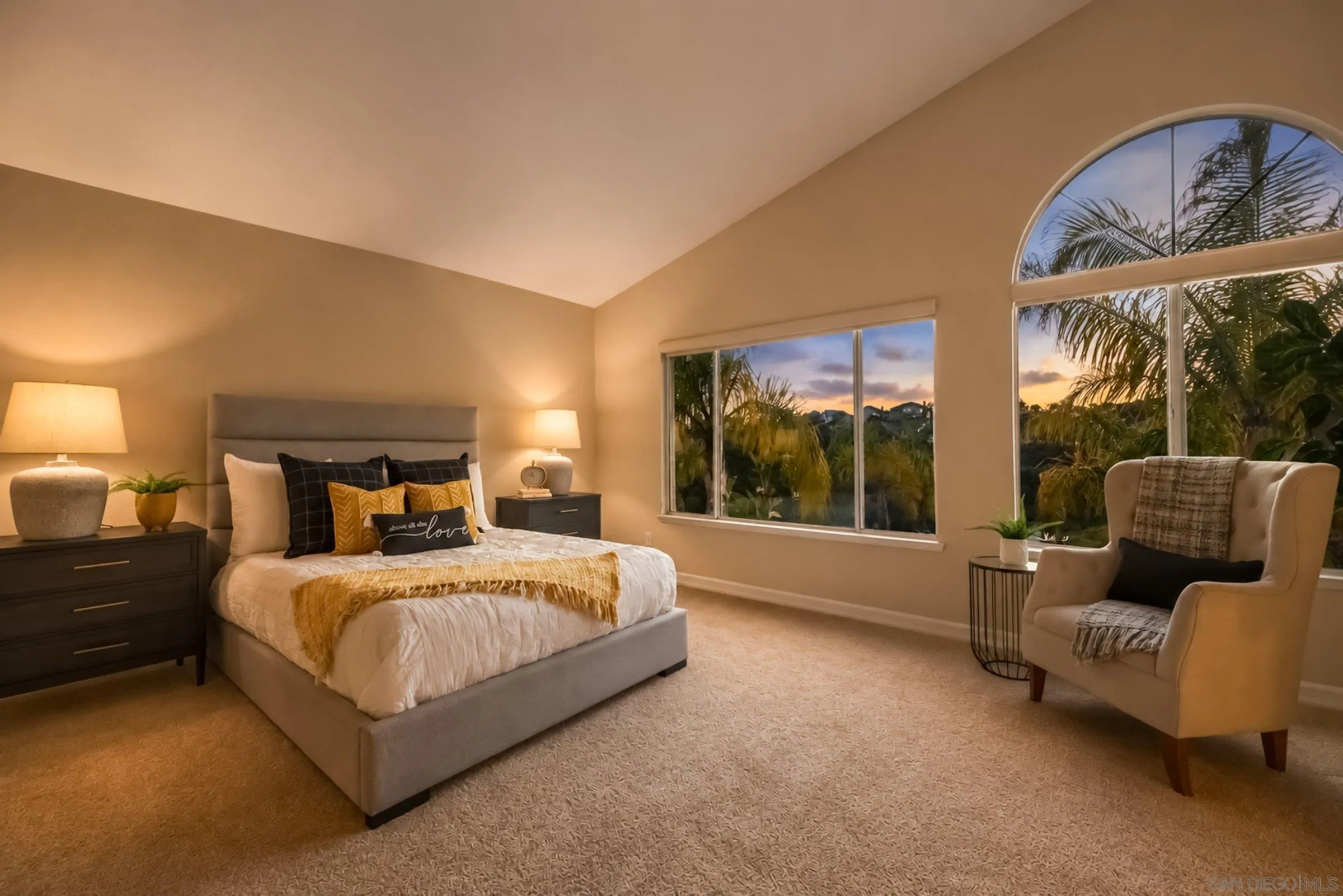 https://cdn.realtyfeed.com/cdn/127/260013458/d10142e727f6e65684e7f754d51cdf10.webp