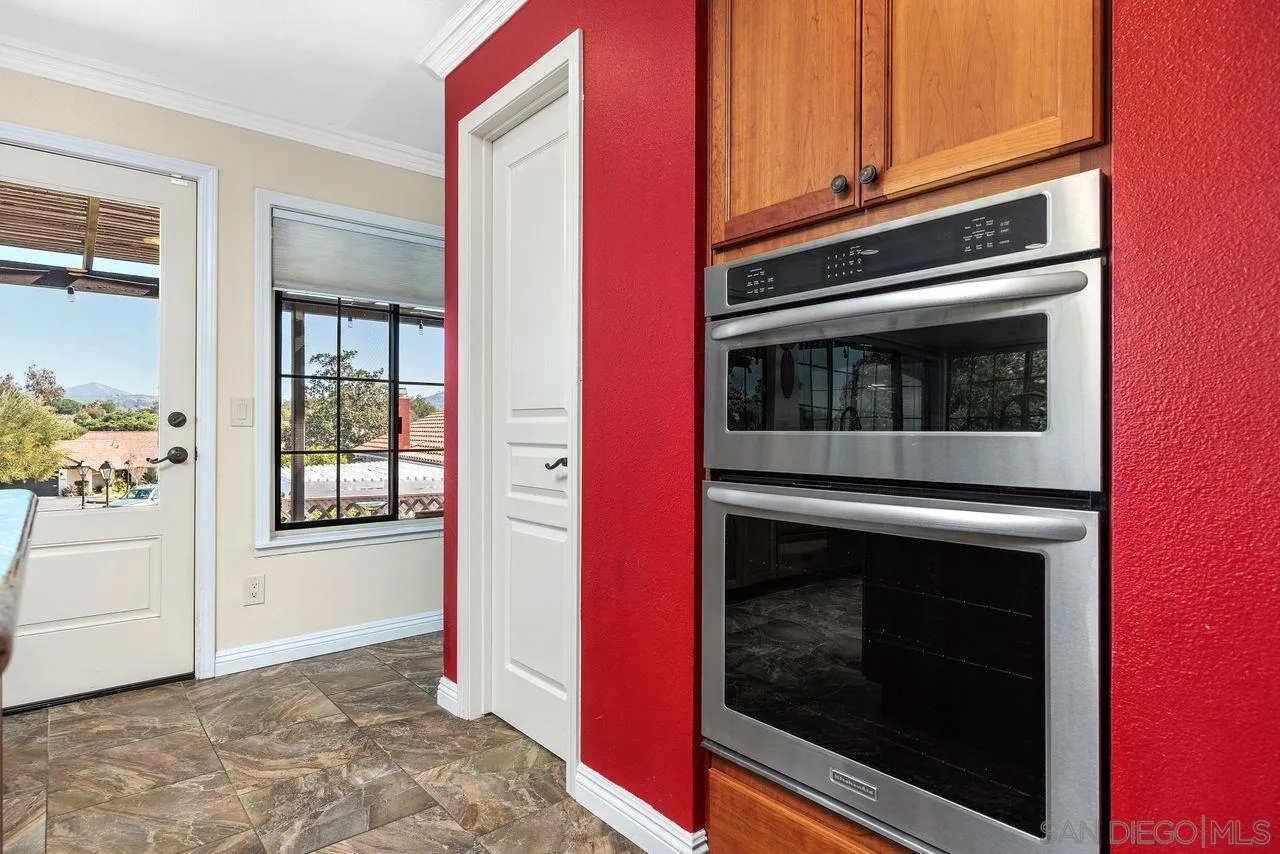 https://cdn.realtyfeed.com/cdn/127/260013461/1181a9c2f338d27a3230cd5ee61280e6.webp