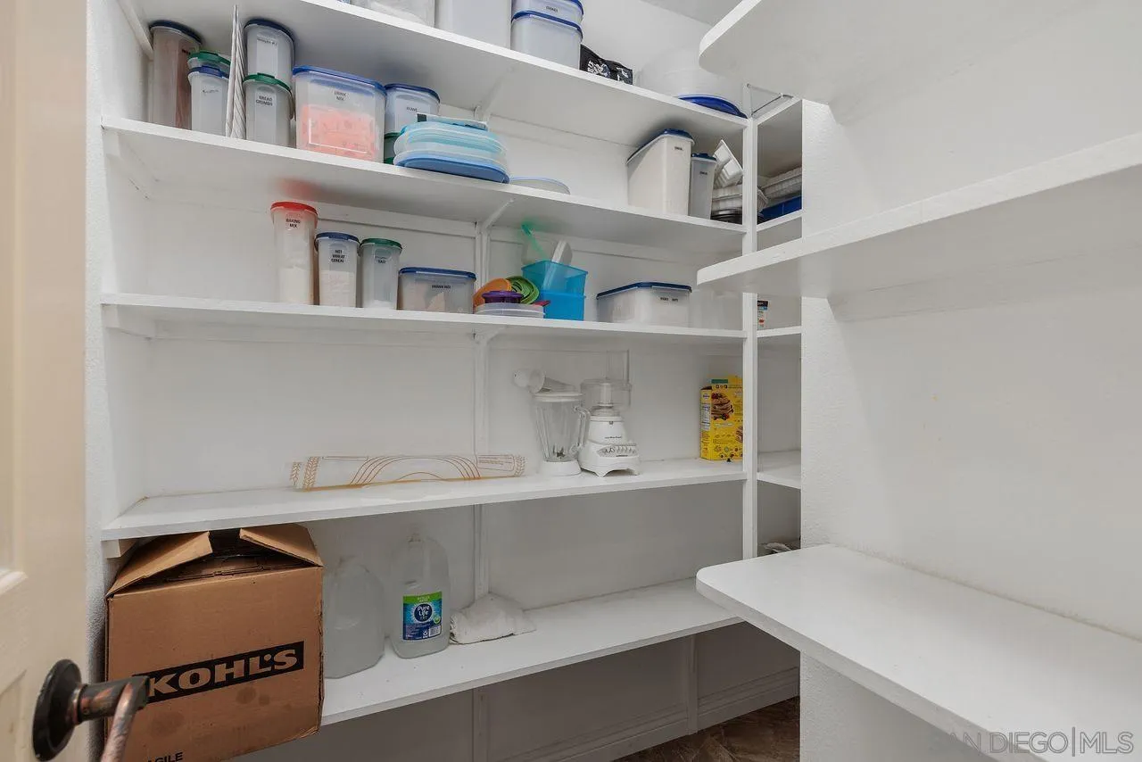 https://cdn.realtyfeed.com/cdn/127/260013461/38eebf727cf311671020390d02c48f23.webp