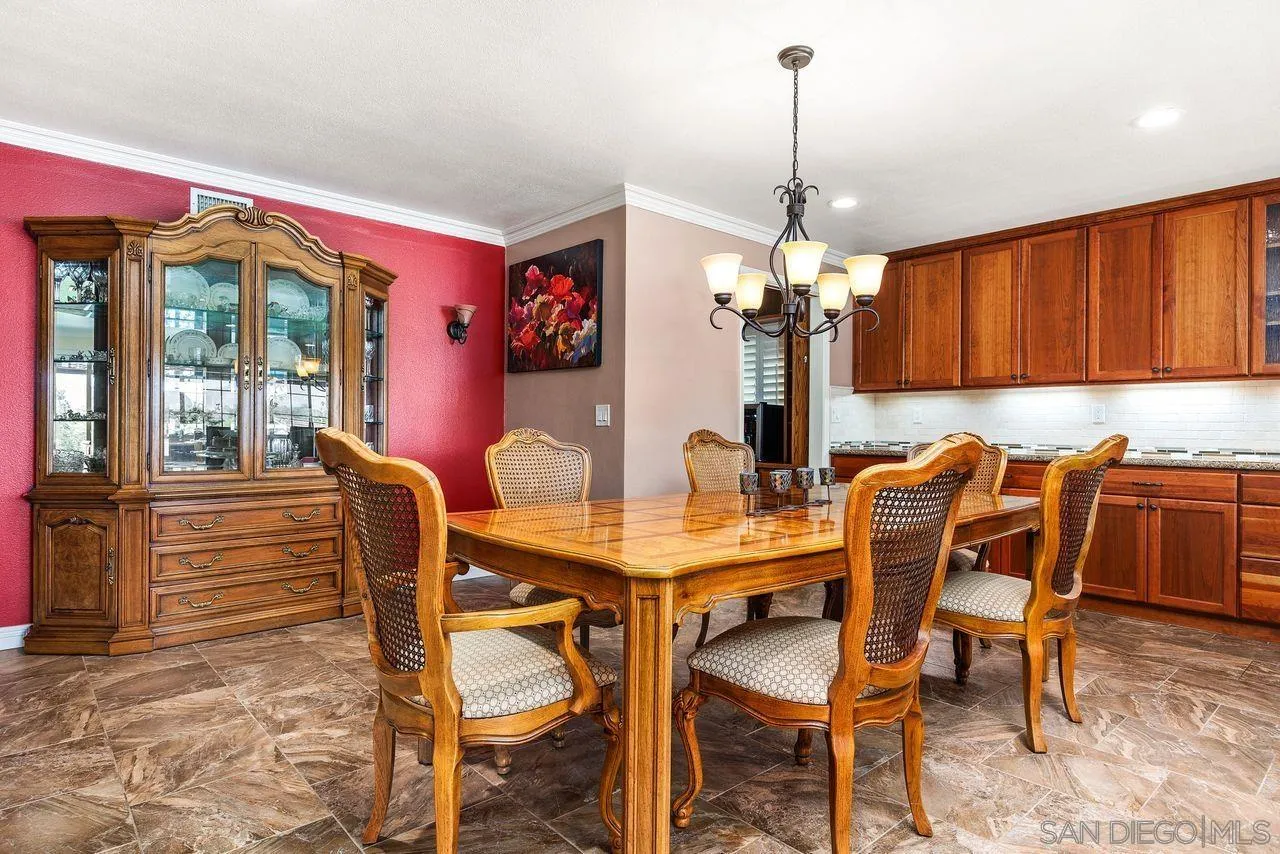 https://cdn.realtyfeed.com/cdn/127/260013461/662ba2349be82ff5a0a23e442dc610ed.webp