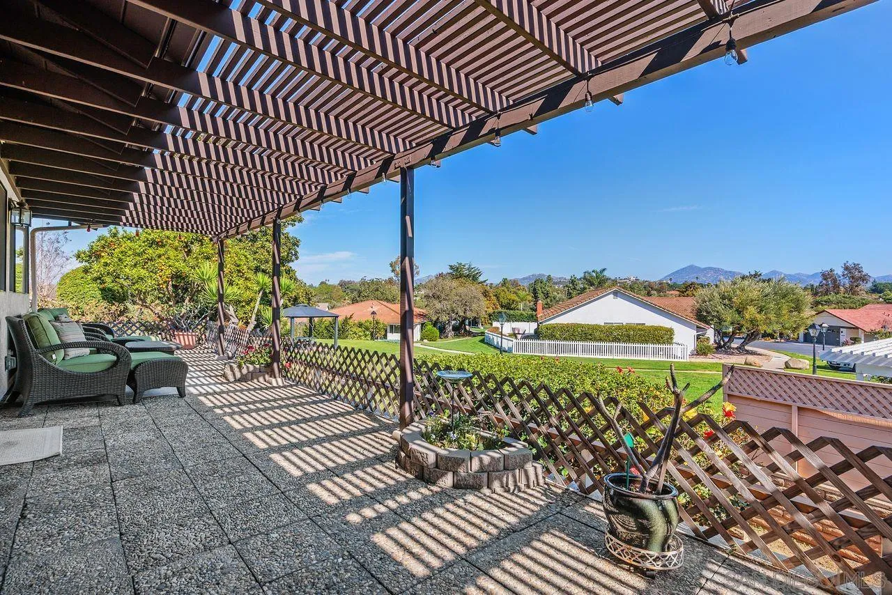 https://cdn.realtyfeed.com/cdn/127/260013461/b2a38202b227327c984e7df618f9a3dd.webp