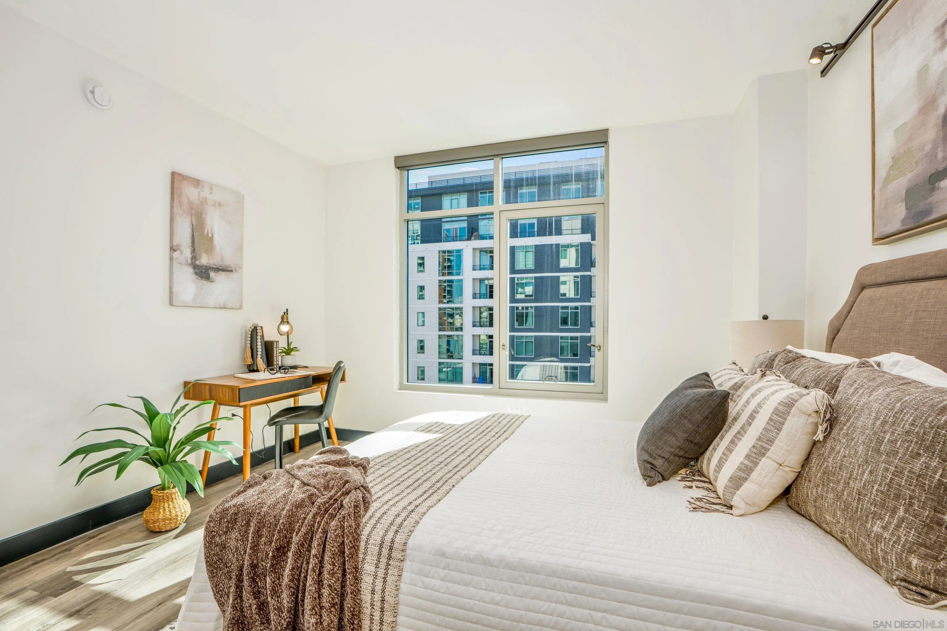 Photo #13: 260013463 Listing: Photo #13