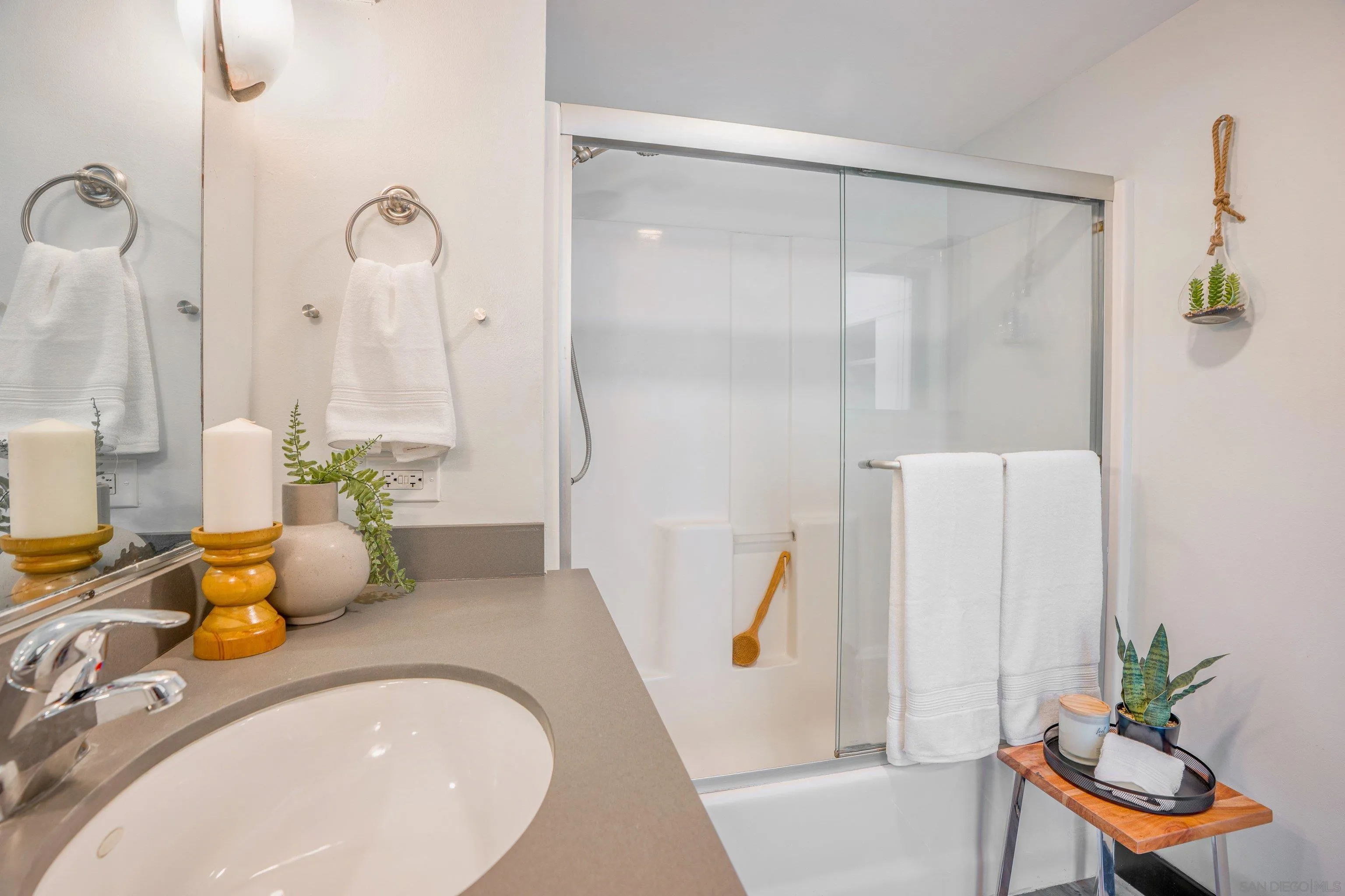Photo #17: 260013463 Listing: Photo #17