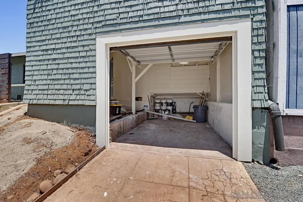 https://cdn.realtyfeed.com/cdn/127/260013465/1129f2bcd6034d402d18af90a8dd7c63.webp