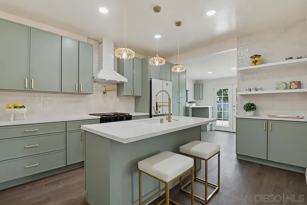 https://cdn.realtyfeed.com/cdn/127/260013465/c5c11bd44b2dd22a889210e94d624dbe.webp