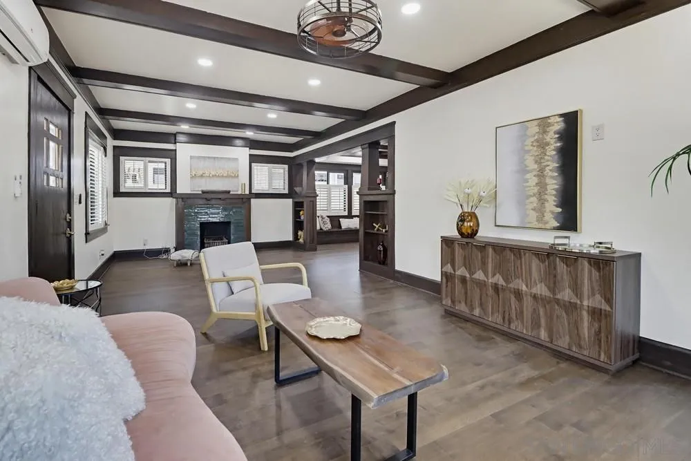 https://cdn.realtyfeed.com/cdn/127/260013465/dacc21306869ca5d13bb56afdd1ce0b0.webp