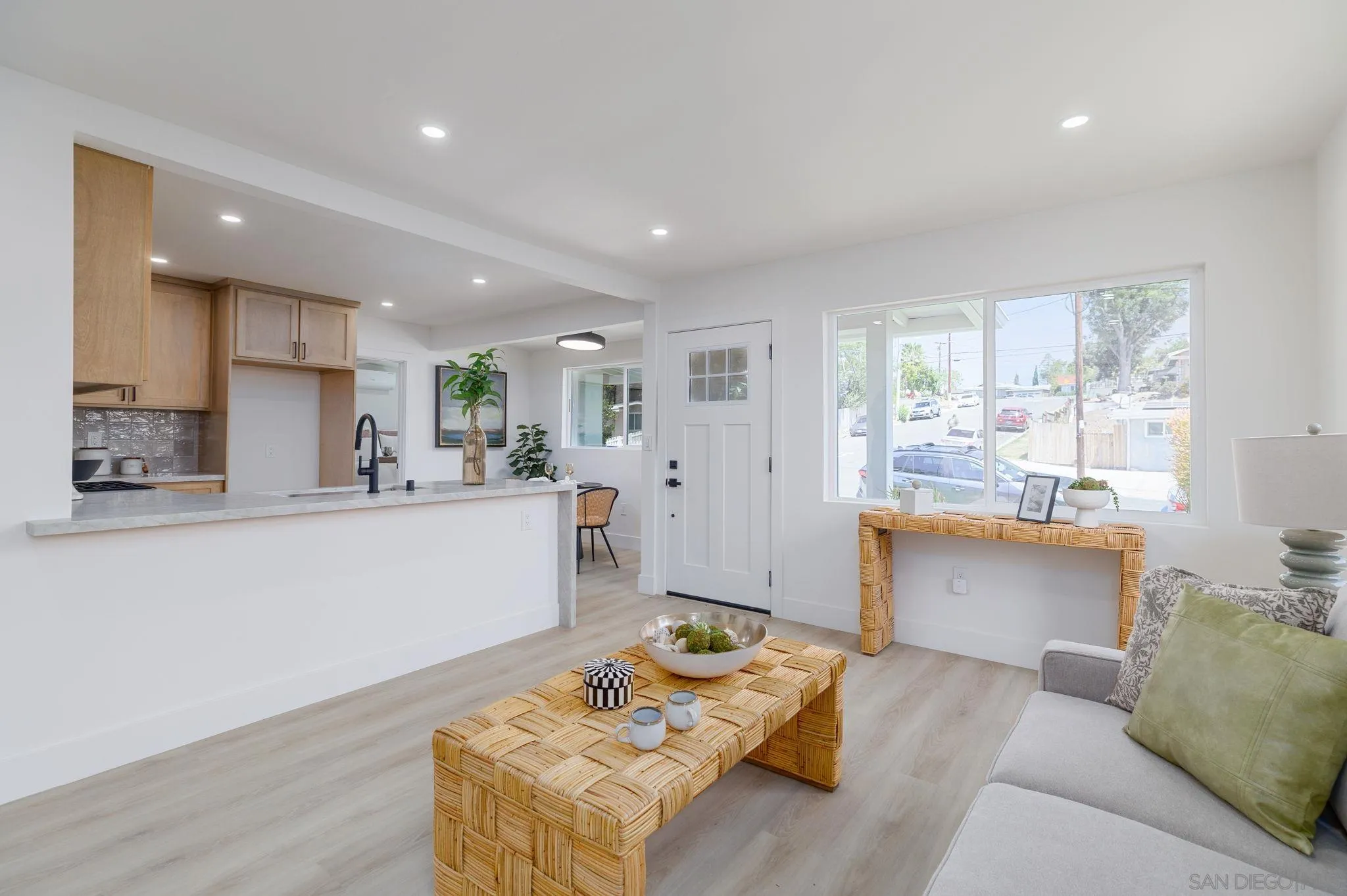 https://cdn.realtyfeed.com/cdn/127/260013468/29694077939f0e1f4fc02998ff331184.webp