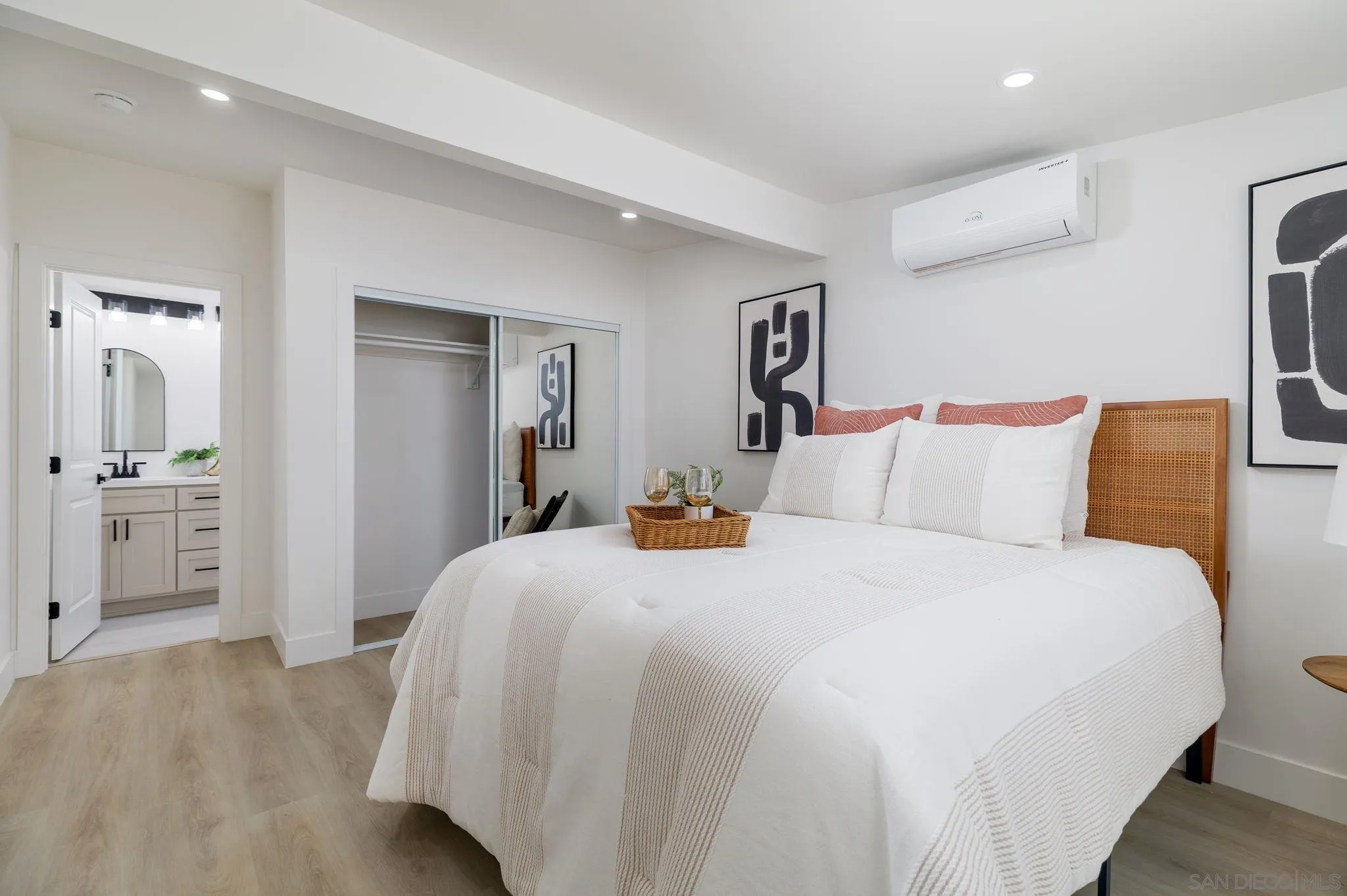 https://cdn.realtyfeed.com/cdn/127/260013468/3e376f30231ac555a206e370092f9330.webp