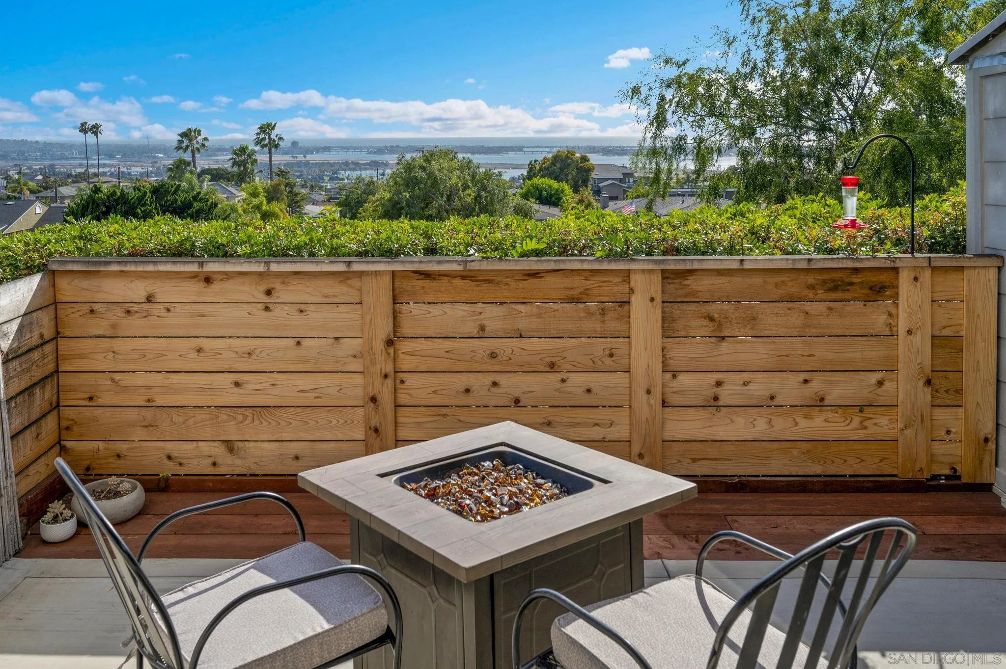 https://cdn.realtyfeed.com/cdn/127/260013472/034273592690b142be1e3ae05c53788a.webp
