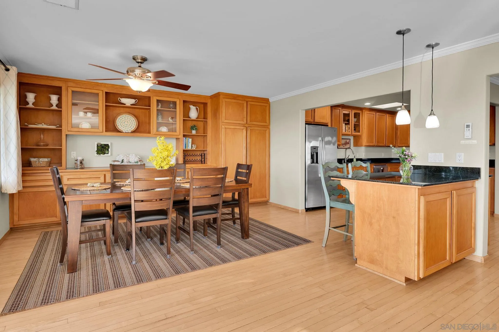 https://cdn.realtyfeed.com/cdn/127/260013472/2b0907bf1dcf02ef279db59cf816b220.webp