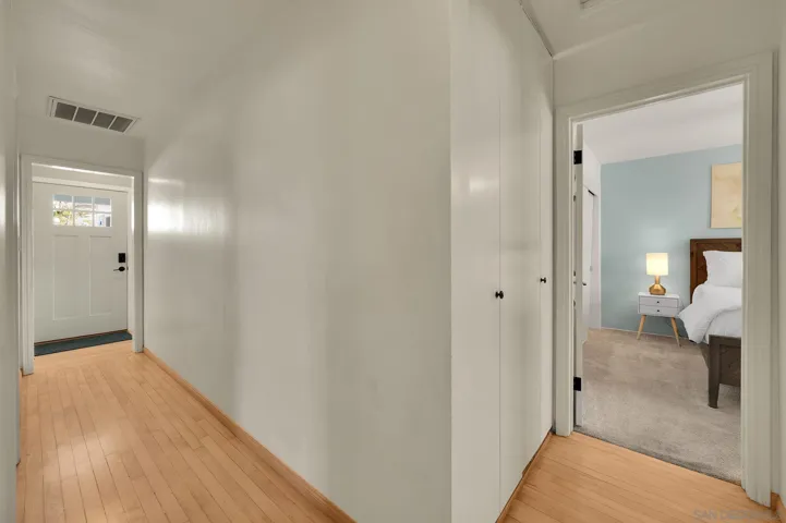 2704-06 DEERPARK DR, OLD TOWN SD, CA 92110  Photo 11