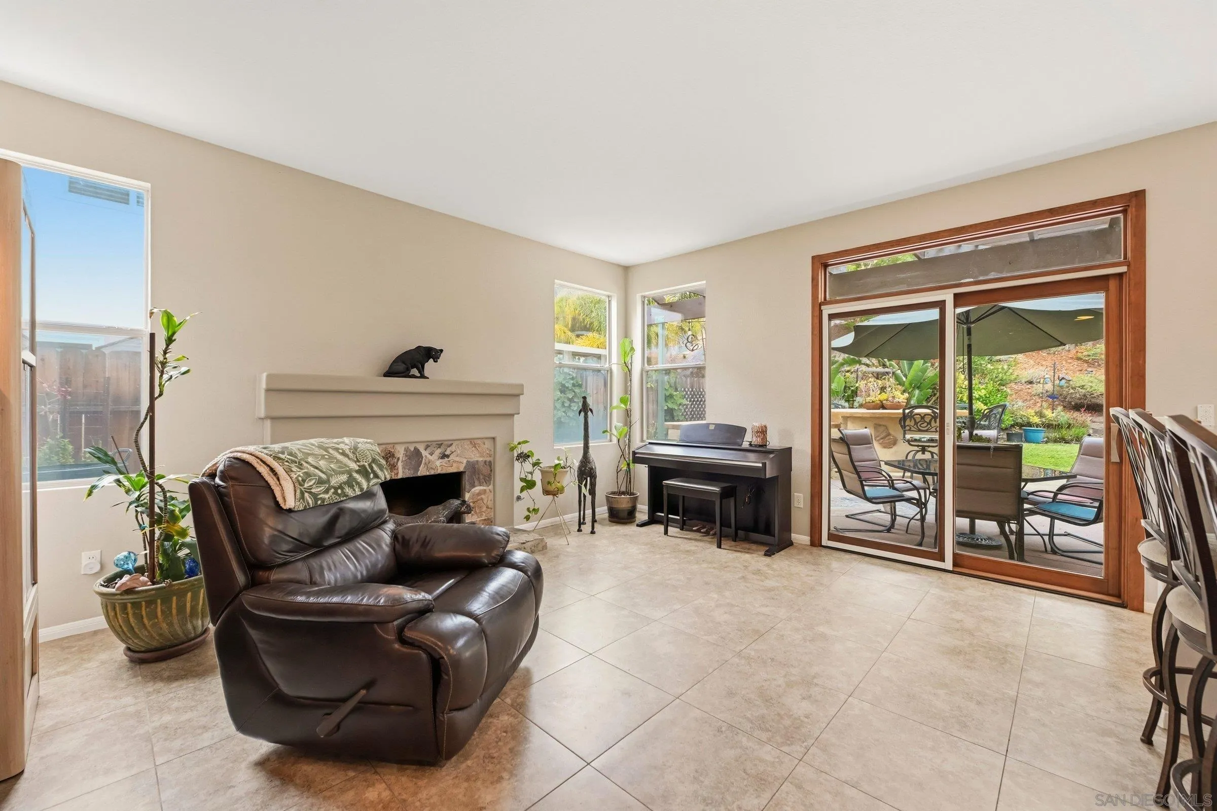 https://cdn.realtyfeed.com/cdn/127/260013473/1426d6d5496a309bf026b92eb1b7c873.webp