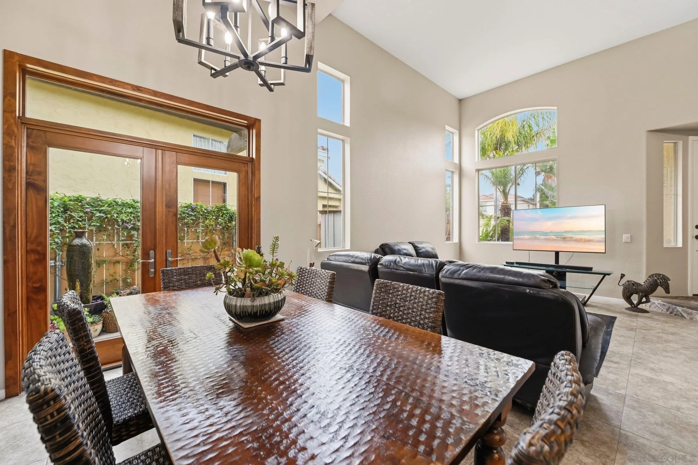 https://cdn.realtyfeed.com/cdn/127/260013473/7e225b9a9aa28e4c921f93a5c82d003c.webp
