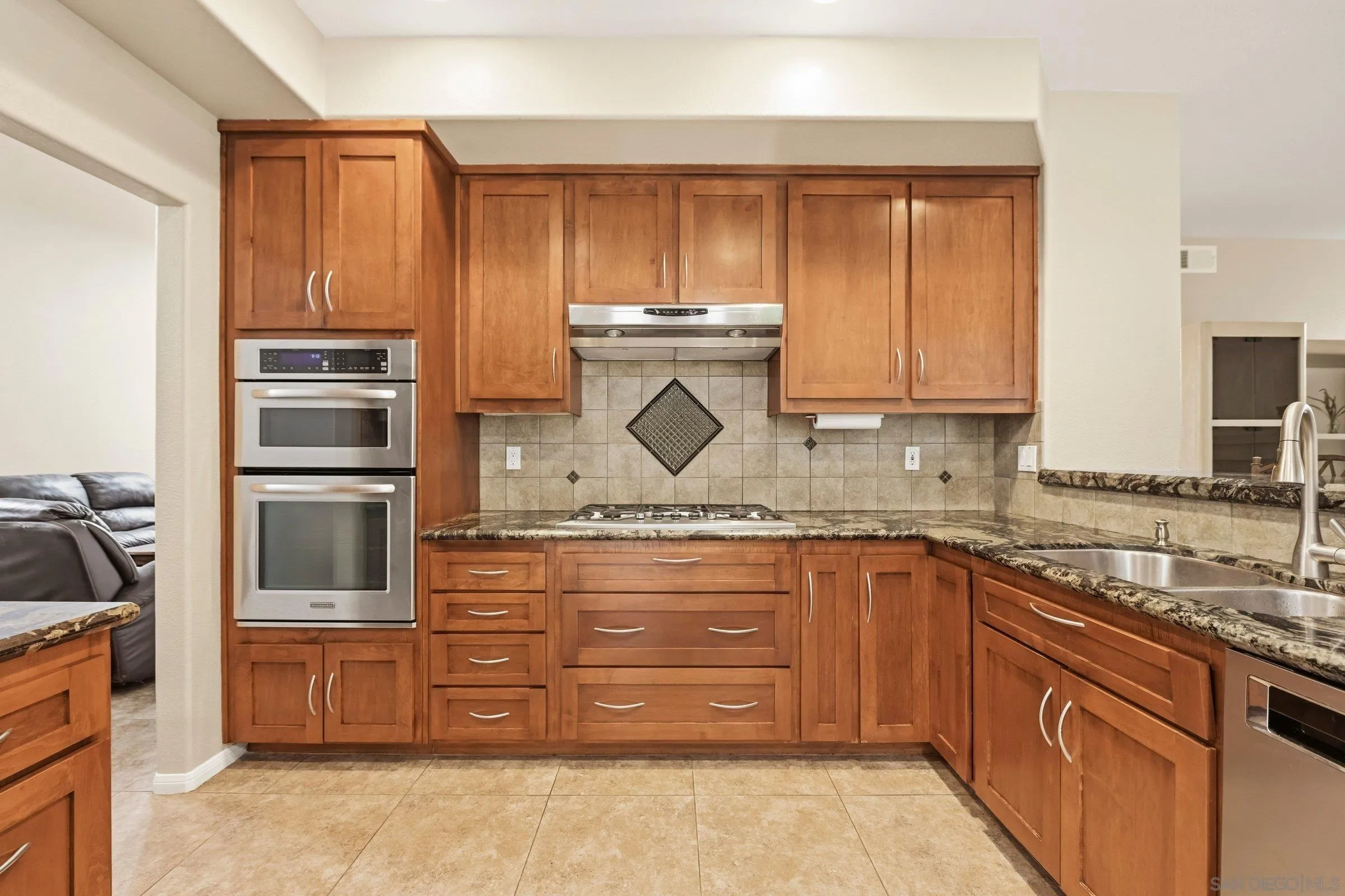 https://cdn.realtyfeed.com/cdn/127/260013473/a026b20468cd1c6a0139bc813ebdbf59.webp