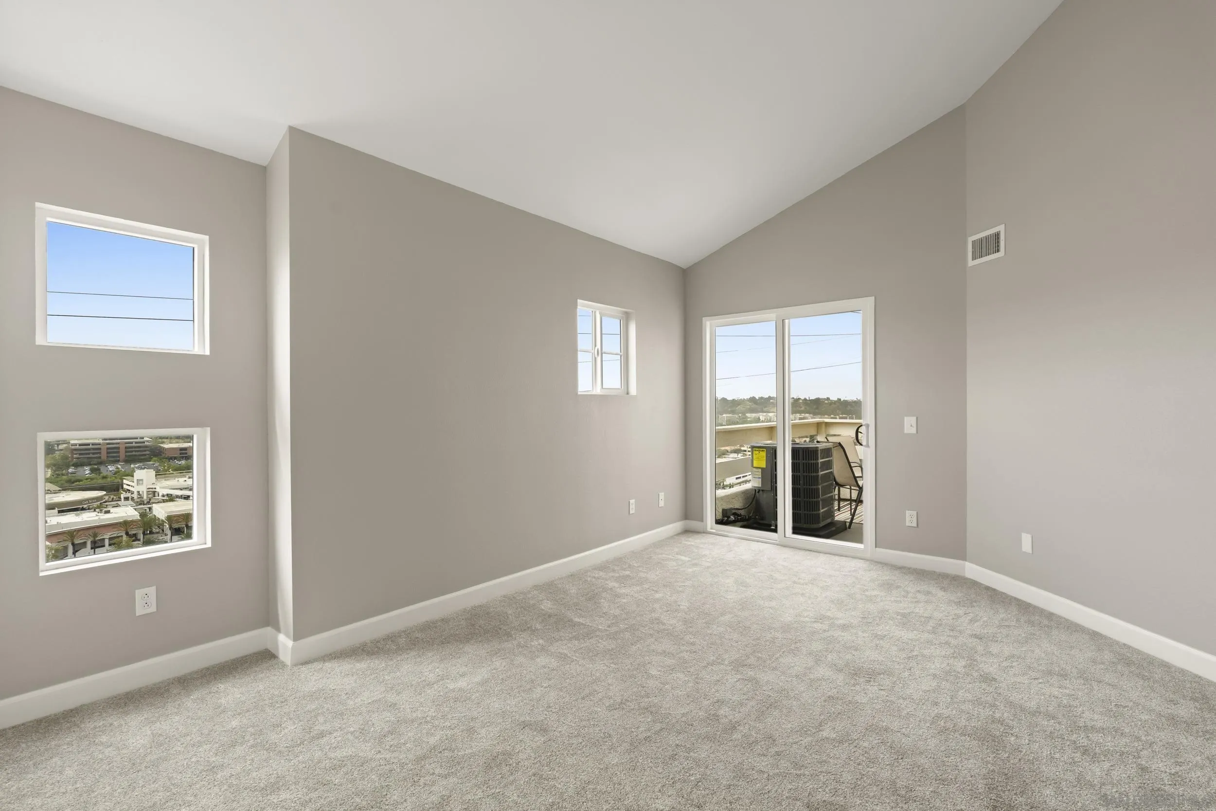 Photo #10: 260013475 Listing: Photo #10
