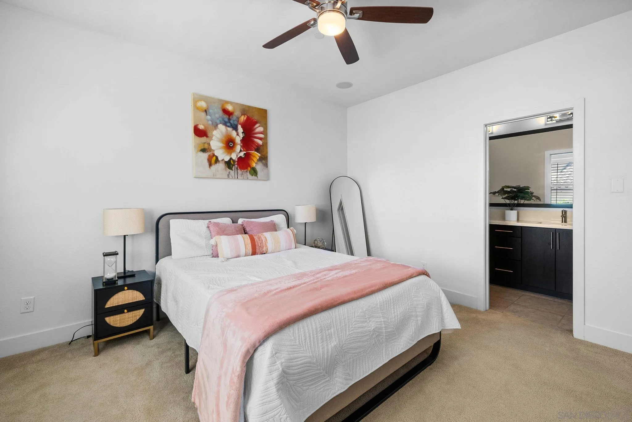 https://cdn.realtyfeed.com/cdn/127/260013477/9aa571a3bc83d12a4e3bce0dfbbde639.webp