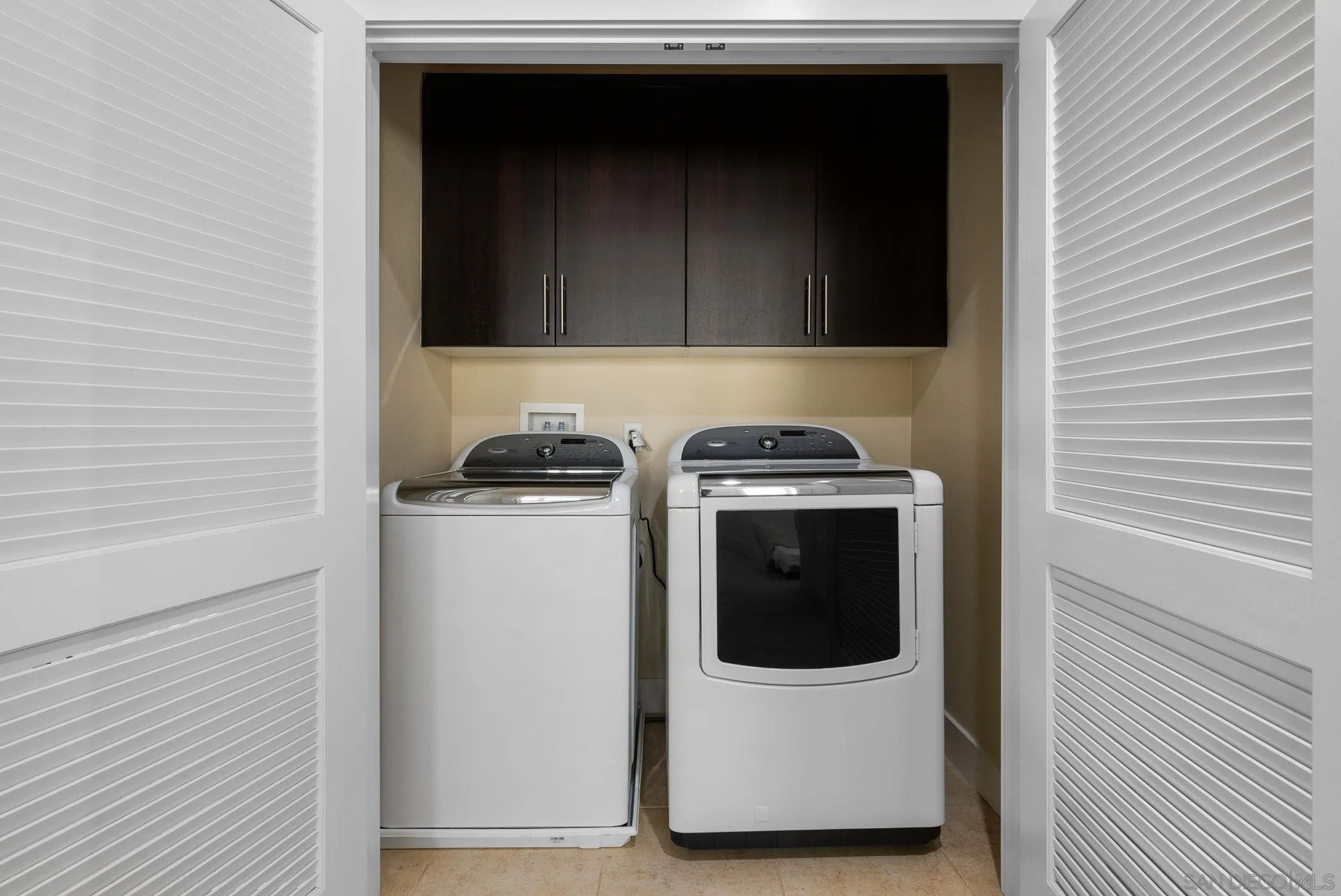 https://cdn.realtyfeed.com/cdn/127/260013477/ad0605e6ef8a6f42b627689cd0c05e2e.webp