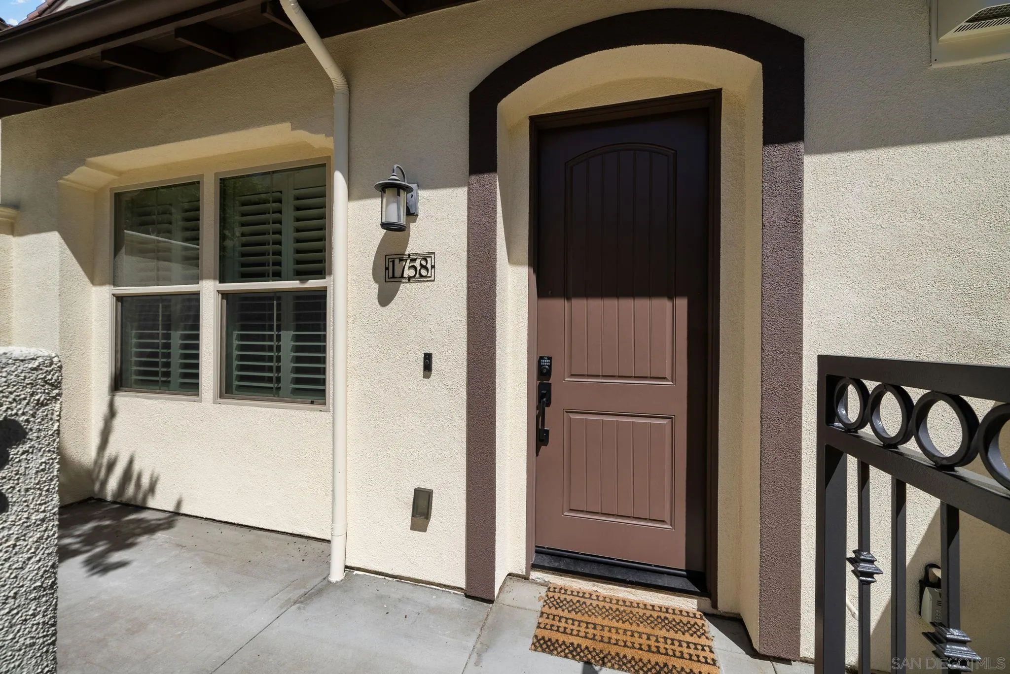 https://cdn.realtyfeed.com/cdn/127/260013477/ddaa1b98ef380d55b12e3759b22a8c6a.webp