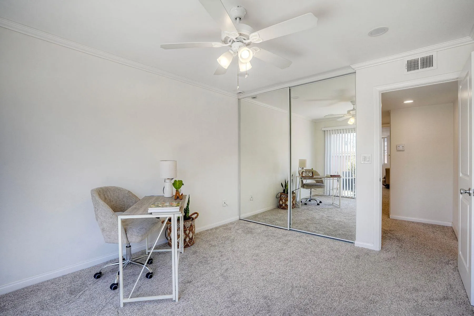 Photo #23: 260013478 Listing: Photo #23