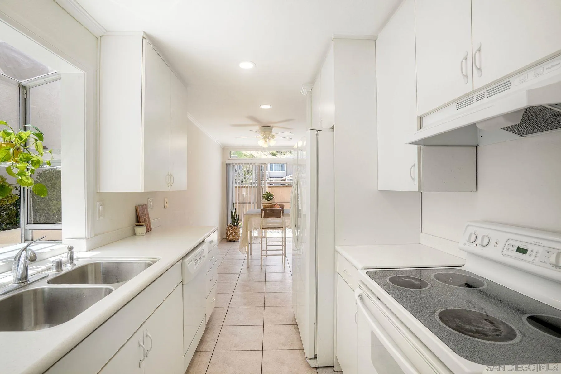 Photo #8: 260013478 Listing: Photo #8