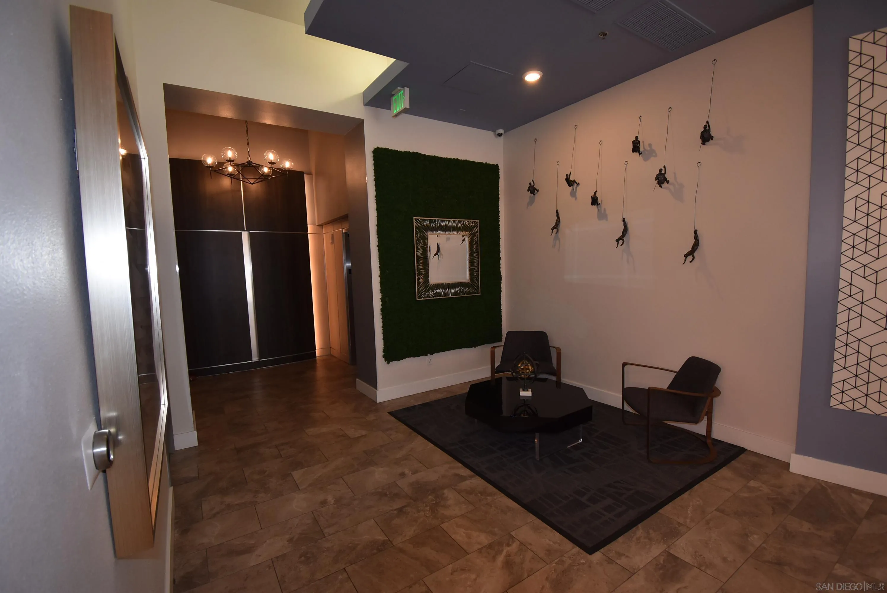 https://cdn.realtyfeed.com/cdn/127/260013480/d425c09baca1c2151f034c9eadce135f.webp