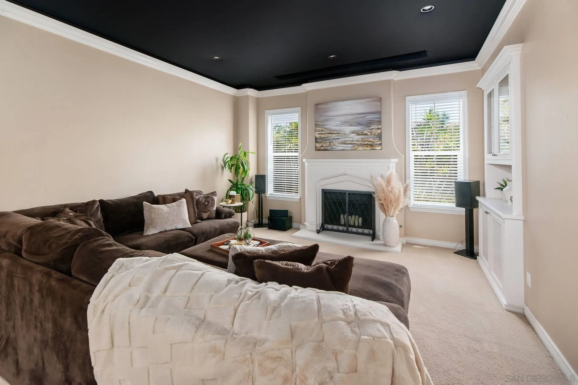 https://cdn.realtyfeed.com/cdn/127/260013486/78319618307e409f29ca02a06027fa24.webp
