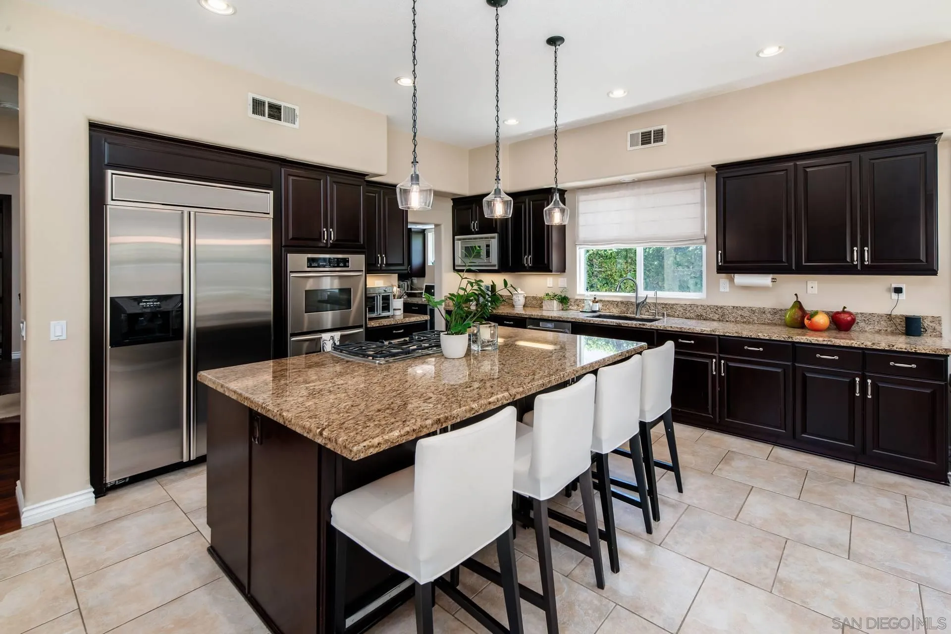https://cdn.realtyfeed.com/cdn/127/260013486/d7673329341c6a0795554336b27efc8a.webp