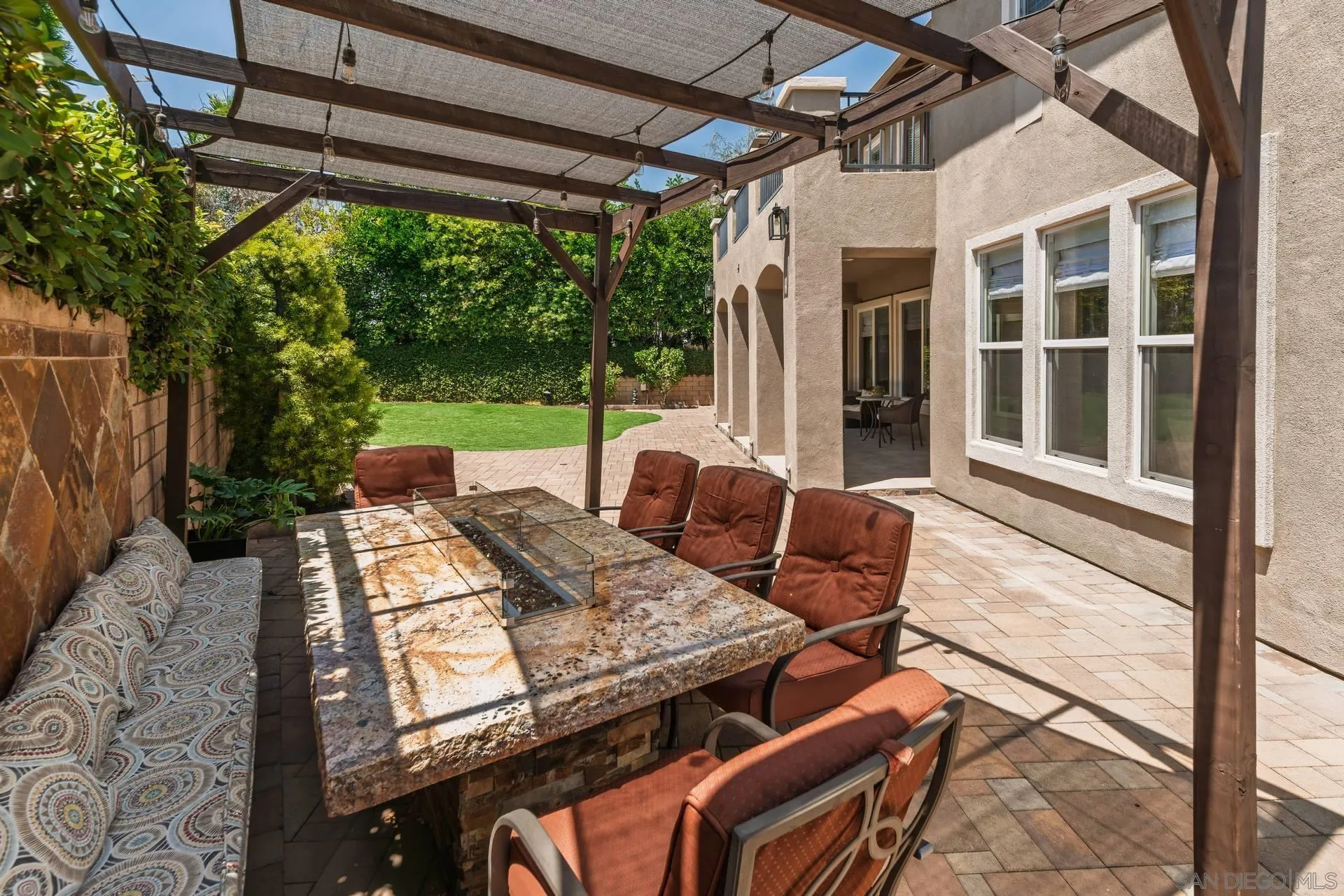 https://cdn.realtyfeed.com/cdn/127/260013486/d99a70abce7e2e8cf794e683b5dc6a15.webp