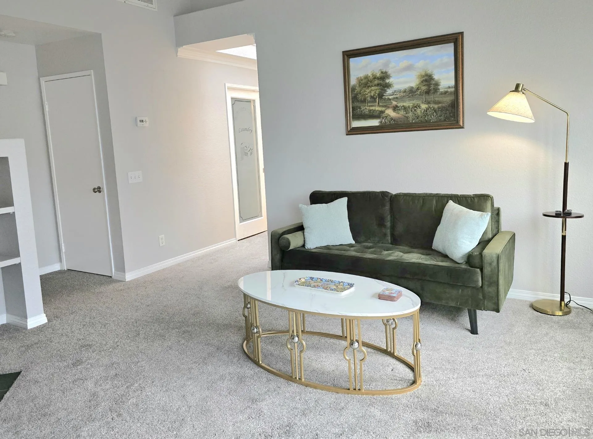 Photo #3: 260013488 Listing: Photo #3