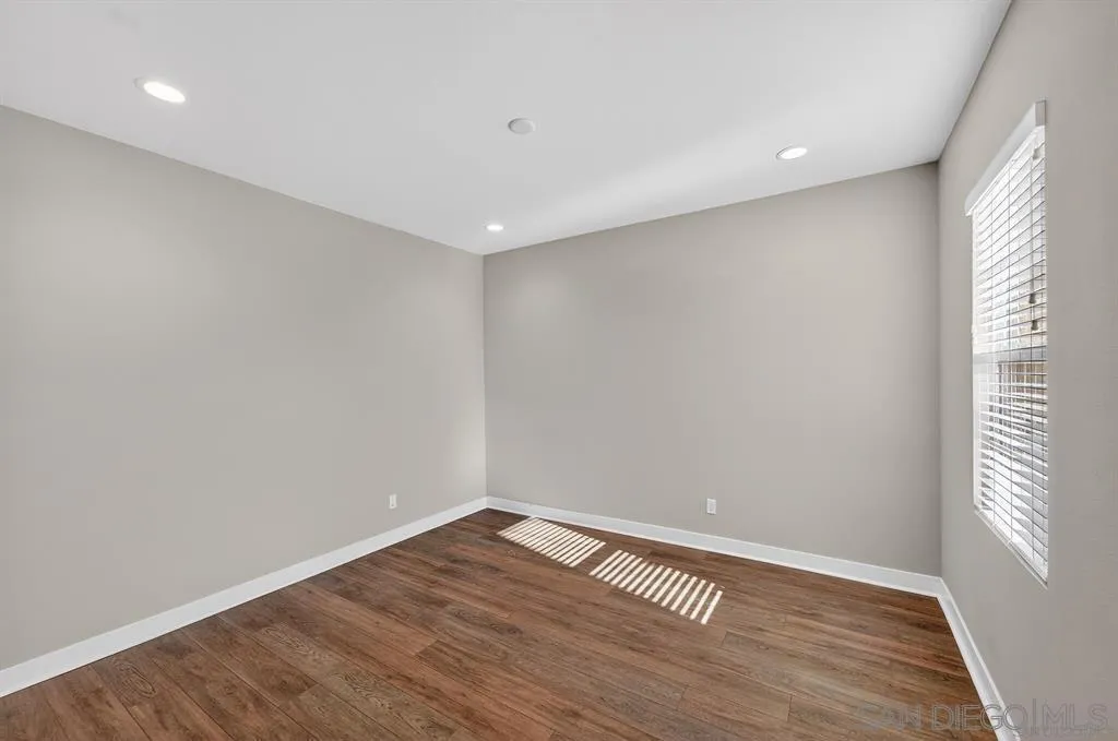 Photo #33: 260013490 Listing: Photo #33