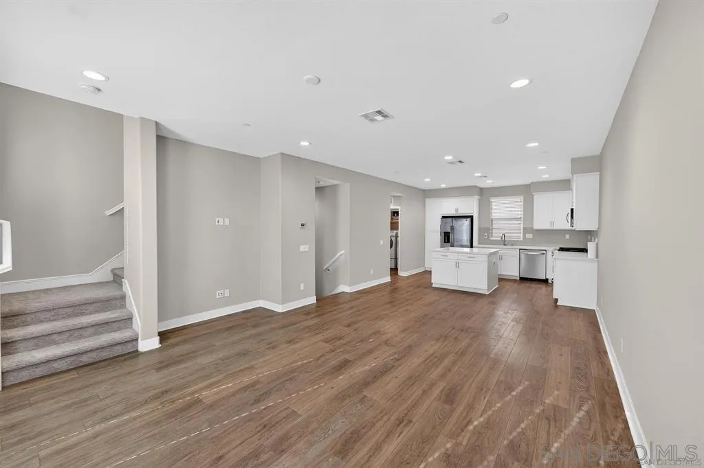 Photo #9: 260013490 Listing: Photo #9