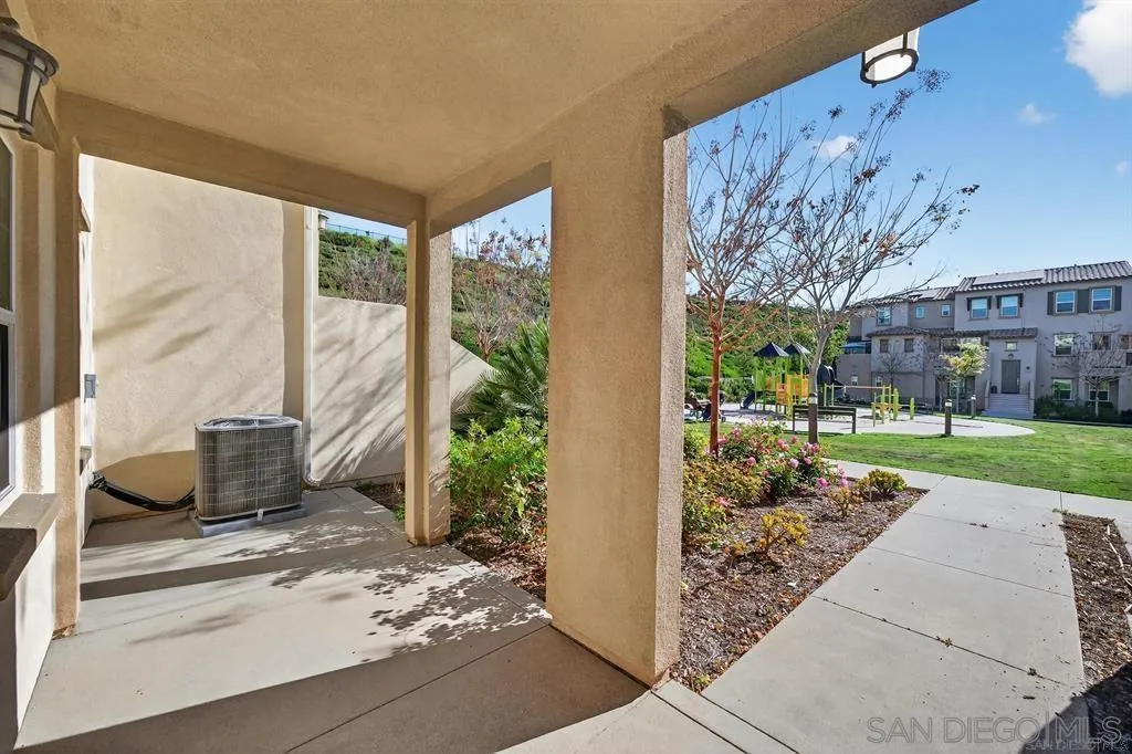 Photo #5: 260013490 Listing: Photo #5