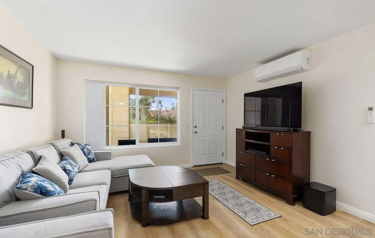 Photo #7: 260013492 Listing: Photo #7