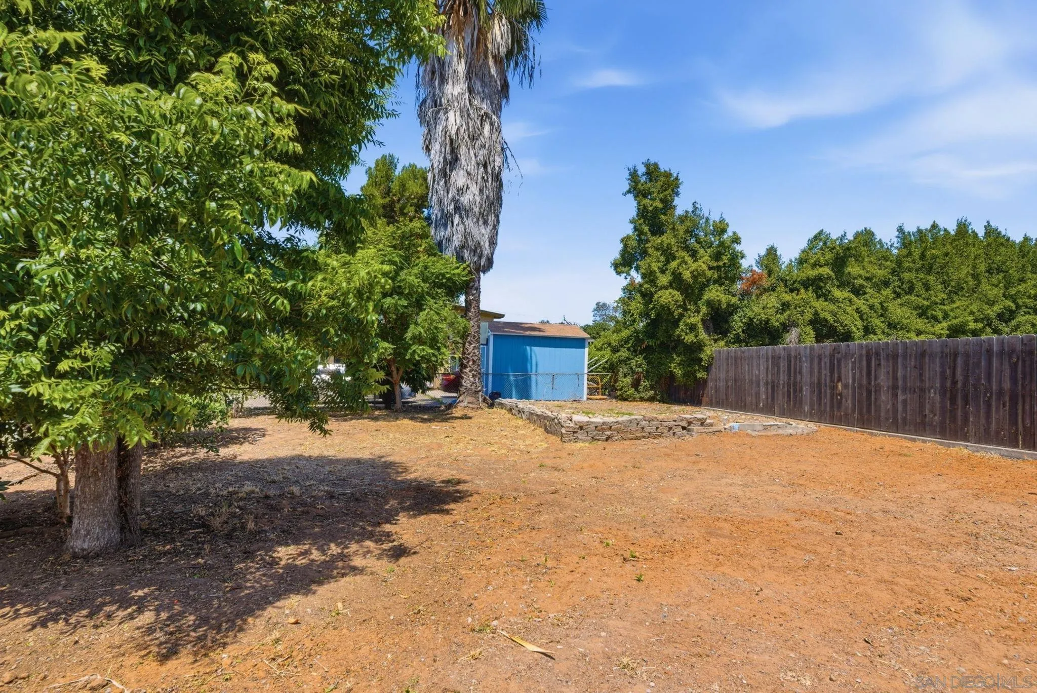https://cdn.realtyfeed.com/cdn/127/260013494/55a26caa8e36e506b4ea9ca956f306f4.webp