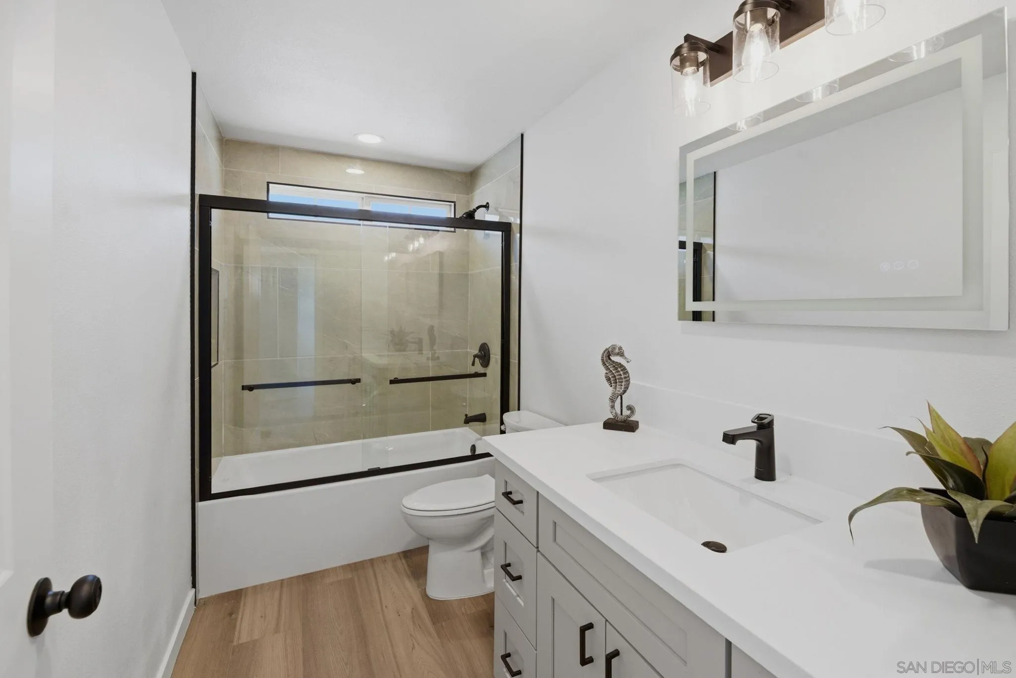 https://cdn.realtyfeed.com/cdn/127/260013494/f9f79301ab6e8f215d4405f87b6cdb89.webp